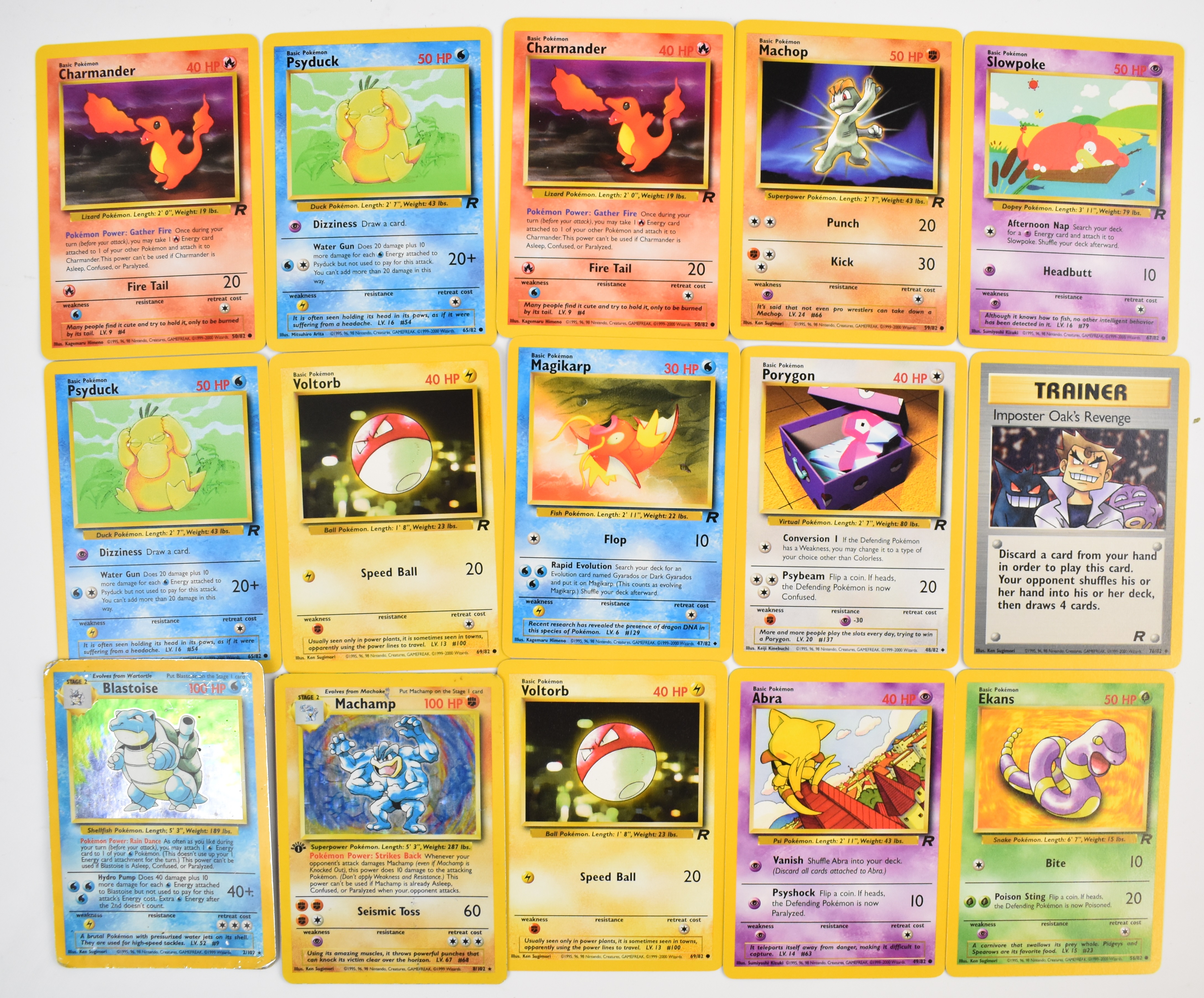 Approximately 700 Pokémon cards from Base, Jungle, Fossil, Base 2 and Rocket sets together with a - Image 4 of 6