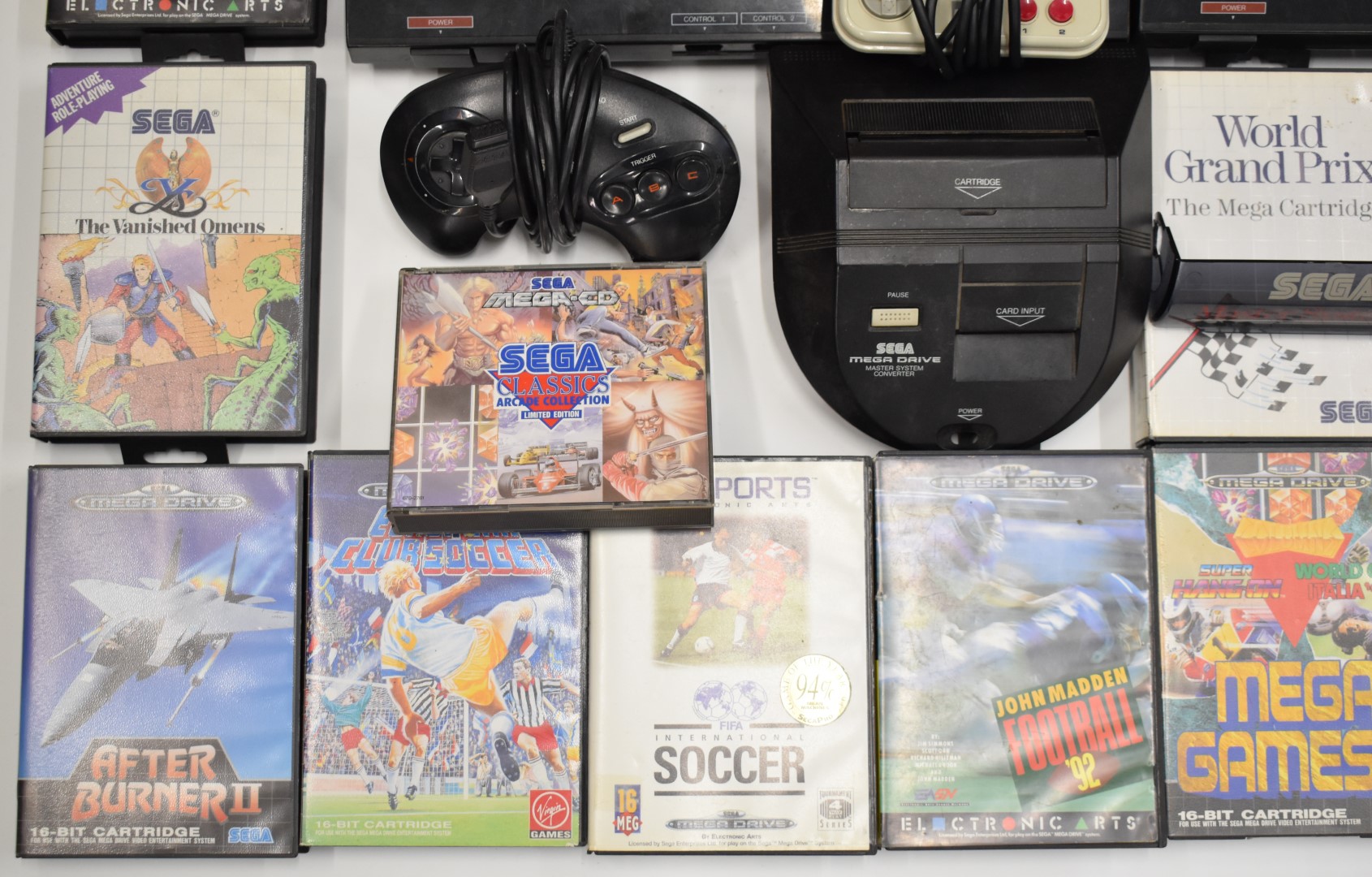 Three Sega retro video game consoles together with a collection of 22 Master System and Mega Drive - Image 5 of 5