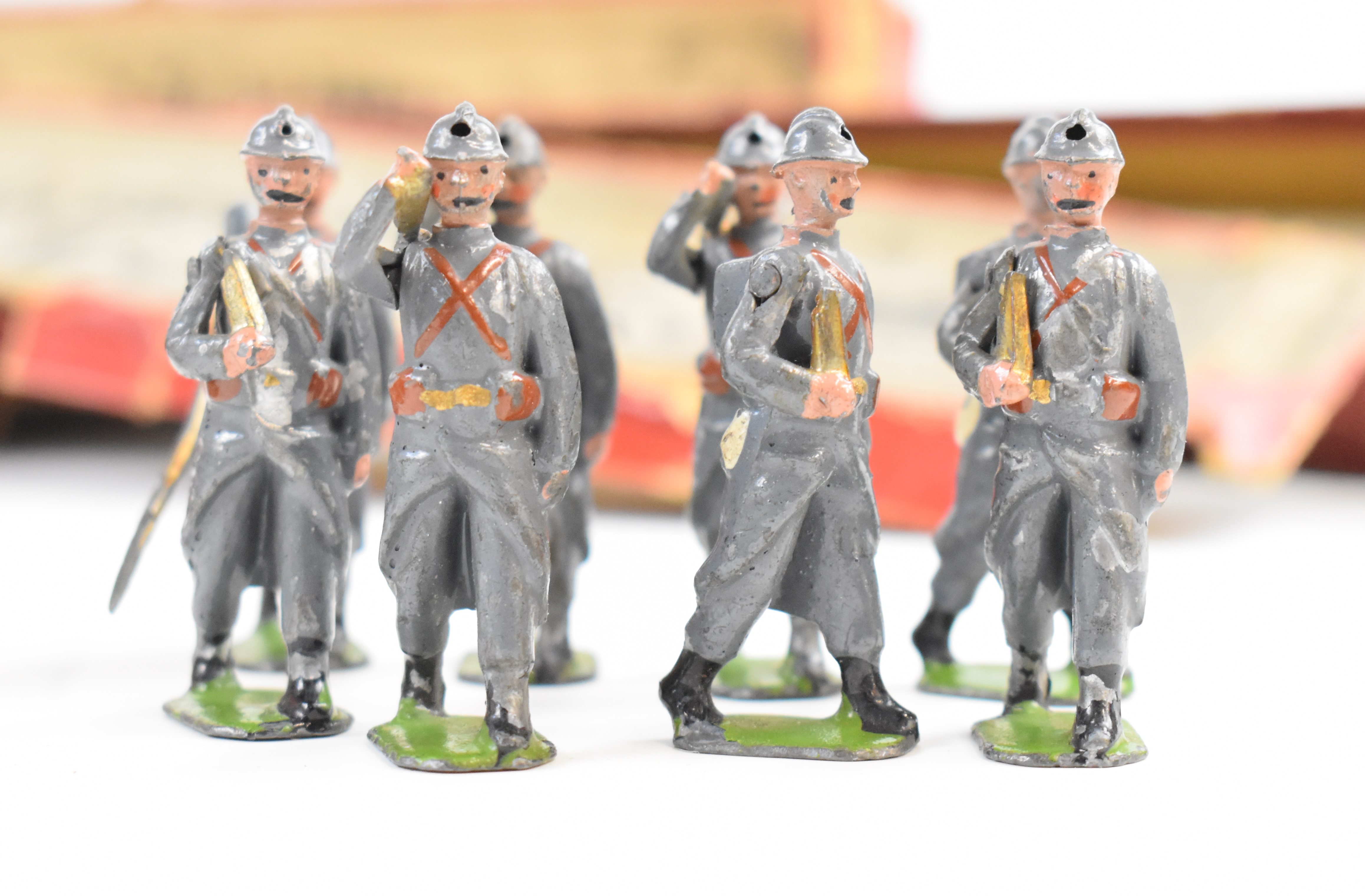 A collection of vintage Britains metal soldiers, with three original boxes. - Image 2 of 7