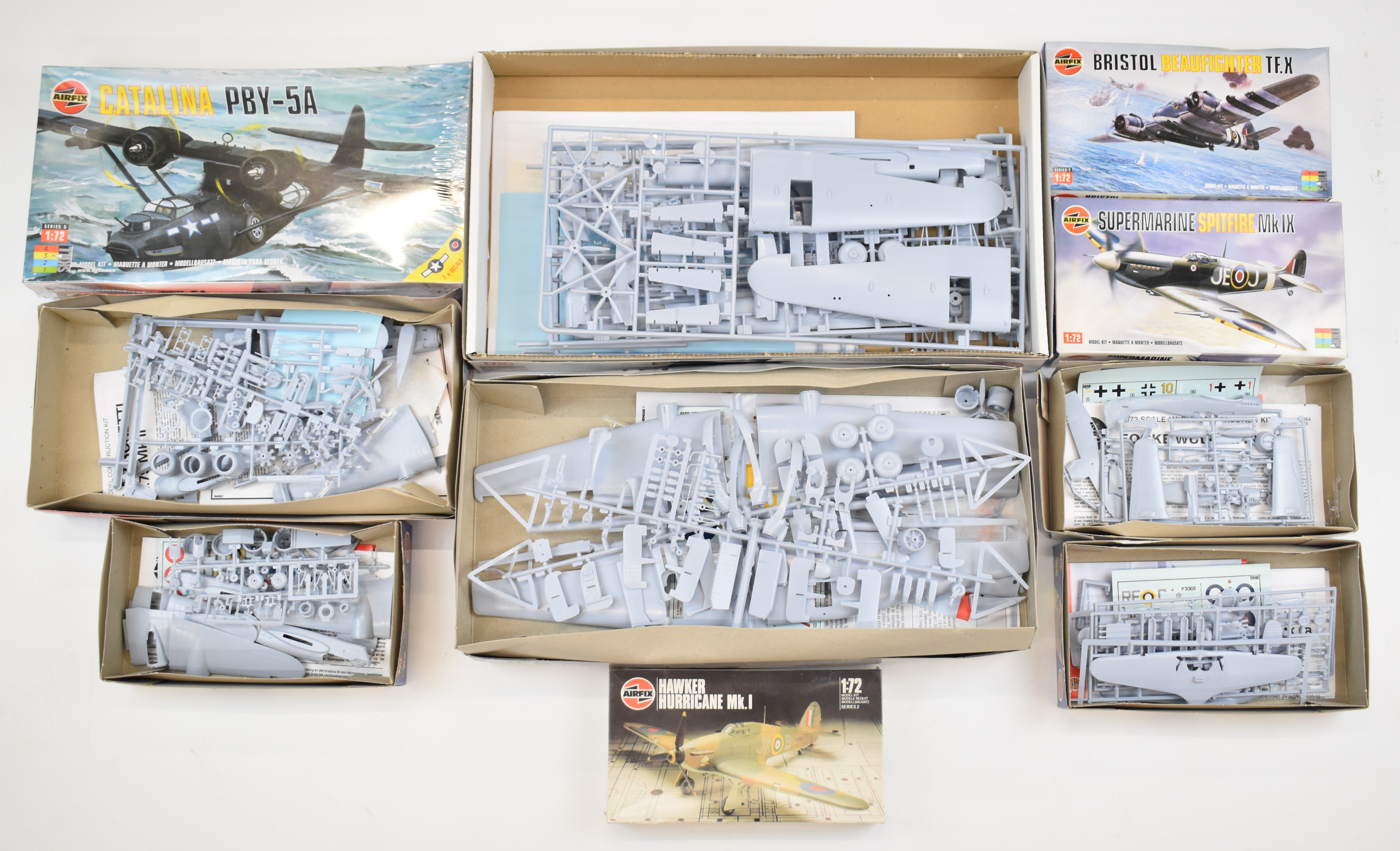 Ten Airfix 1:72 scale plastic model World War 2 aircraft kits to include Hawker Hurricane 02067, - Image 5 of 5