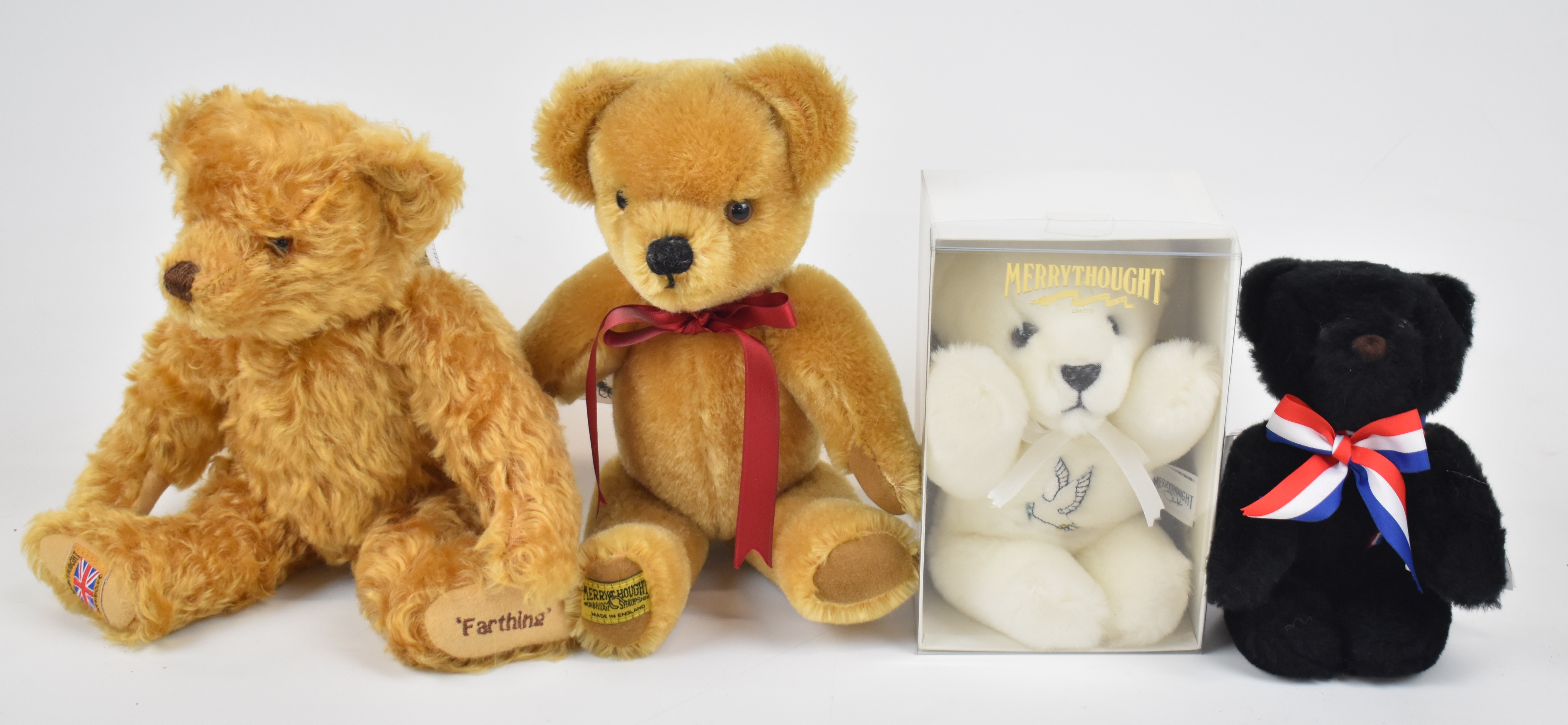 Eleven Merrythought Teddy bears including modern and vintage examples, tallest 50cm. - Image 8 of 10