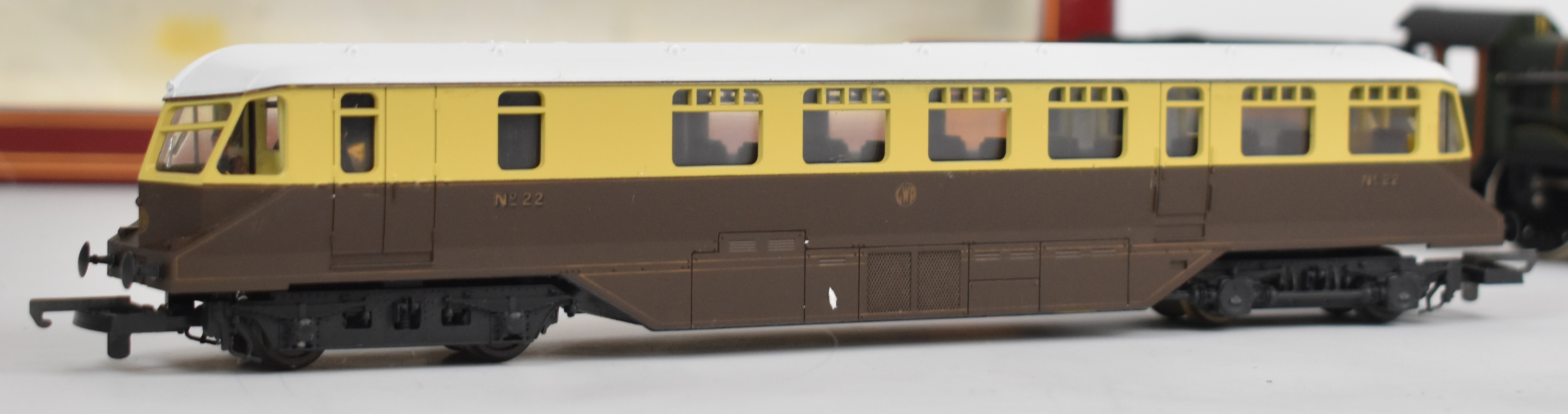 Five 00 gauge model railway locomotives by Airfix, Lima and similar to include GWR 0-4-2 1400 Tank - Image 5 of 7