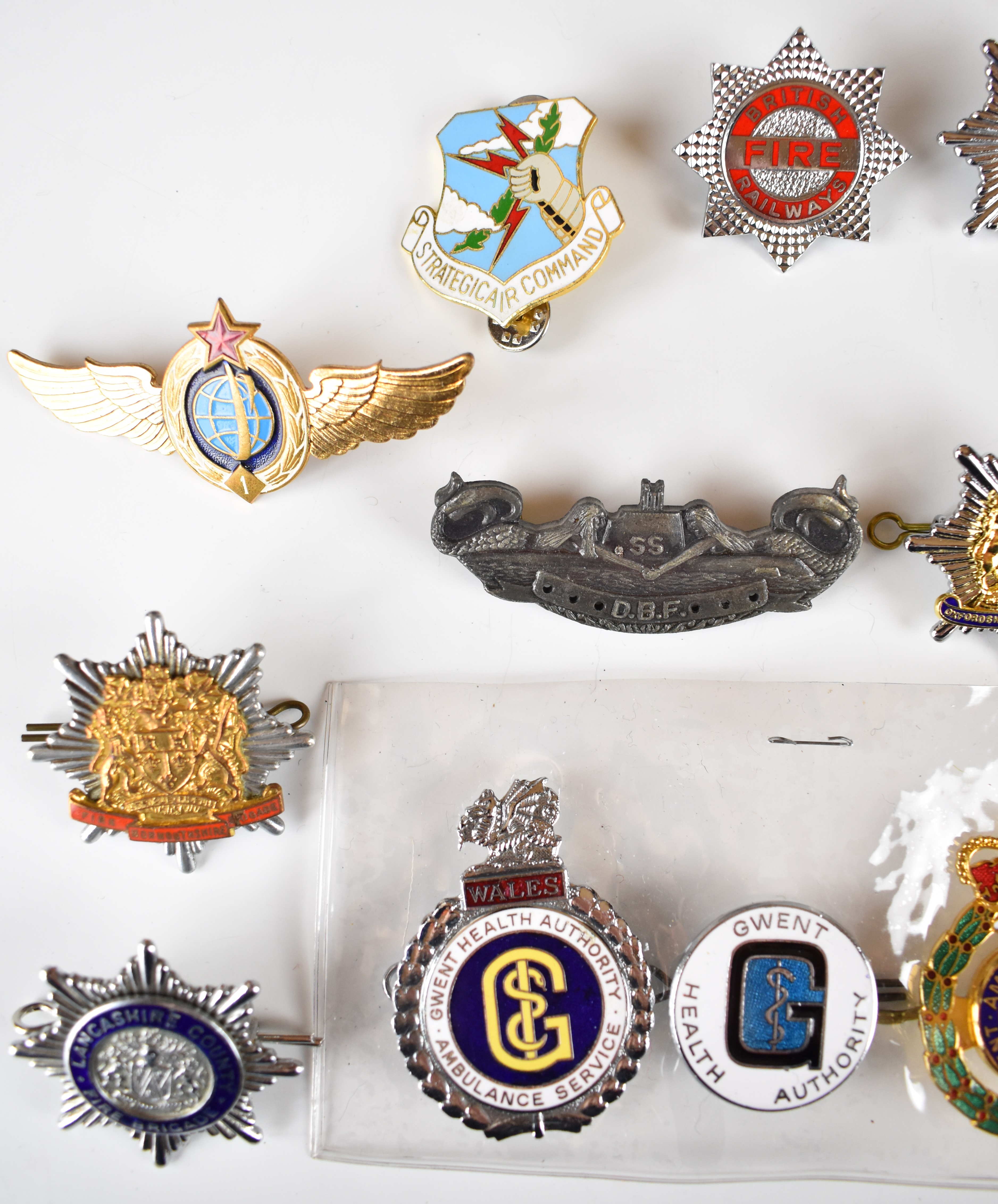 Collection of approximately 20 Fire and Ambulance badges including Lancashire County, South Wales, - Image 5 of 6