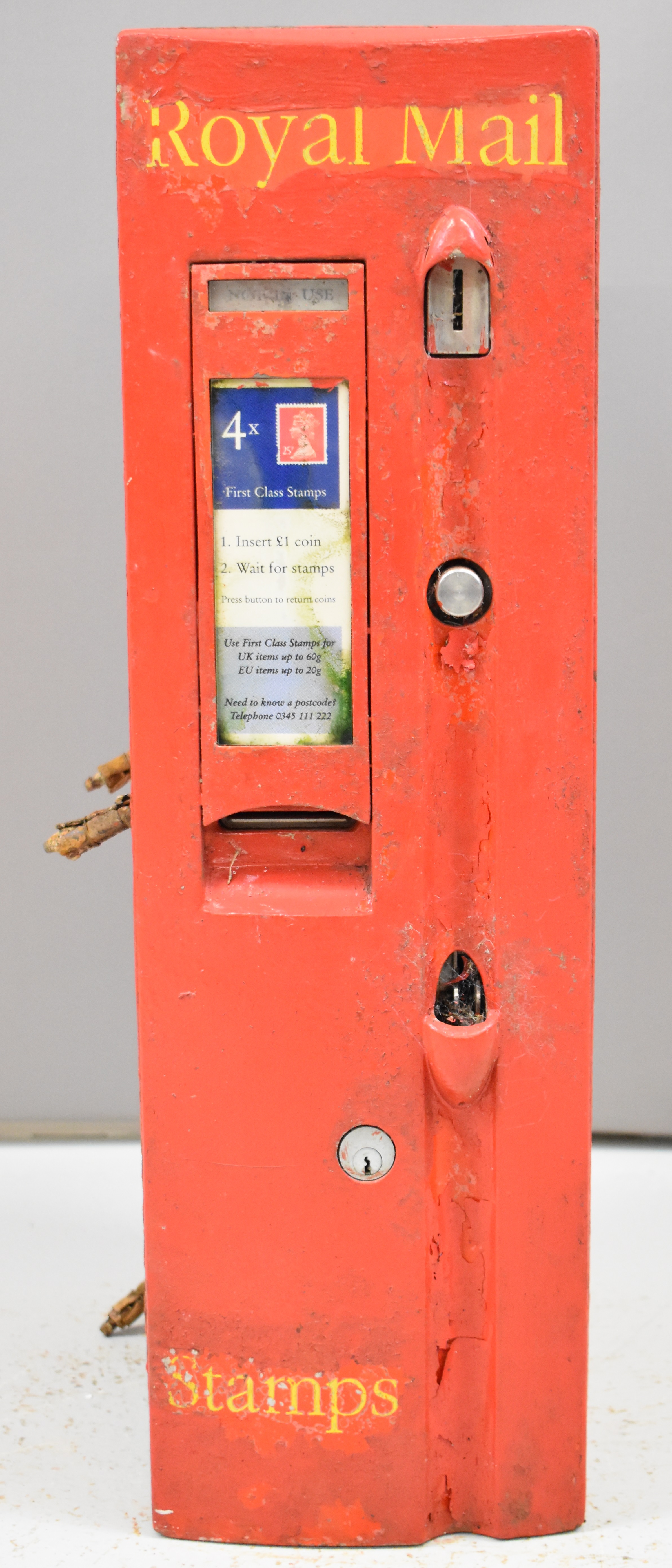 Royal Mail coin operated stamp dispensing machine, overall height 61cm