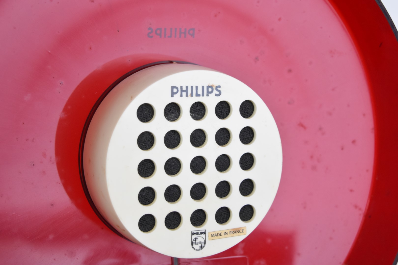 Philips retro UFO record player, model 22GF303/15L, with red plastic cover incorporating speaker - Image 3 of 5
