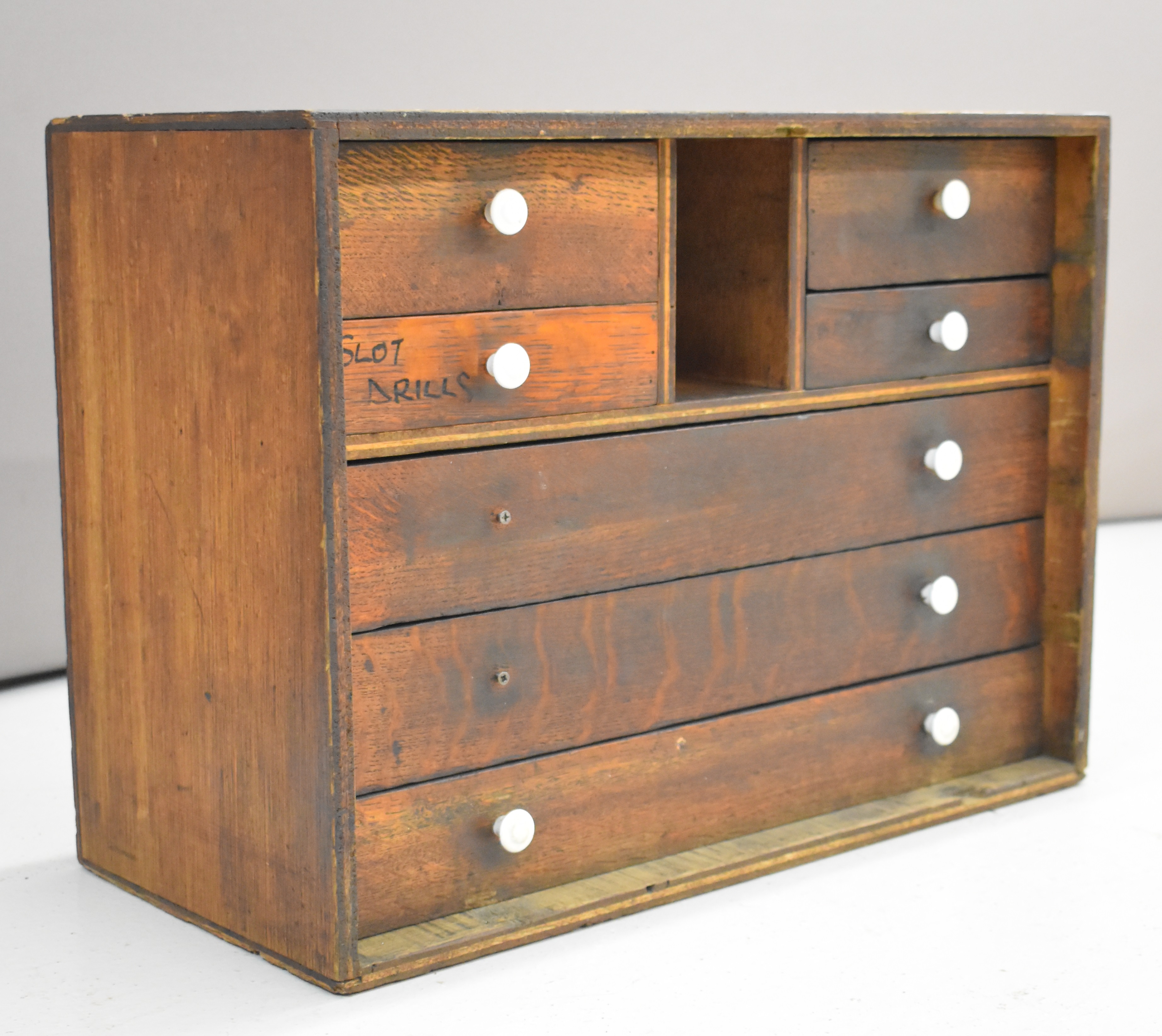 Toolmaker's or collector's chest of drawers comprising four small and three long drawers behind a - Image 3 of 5