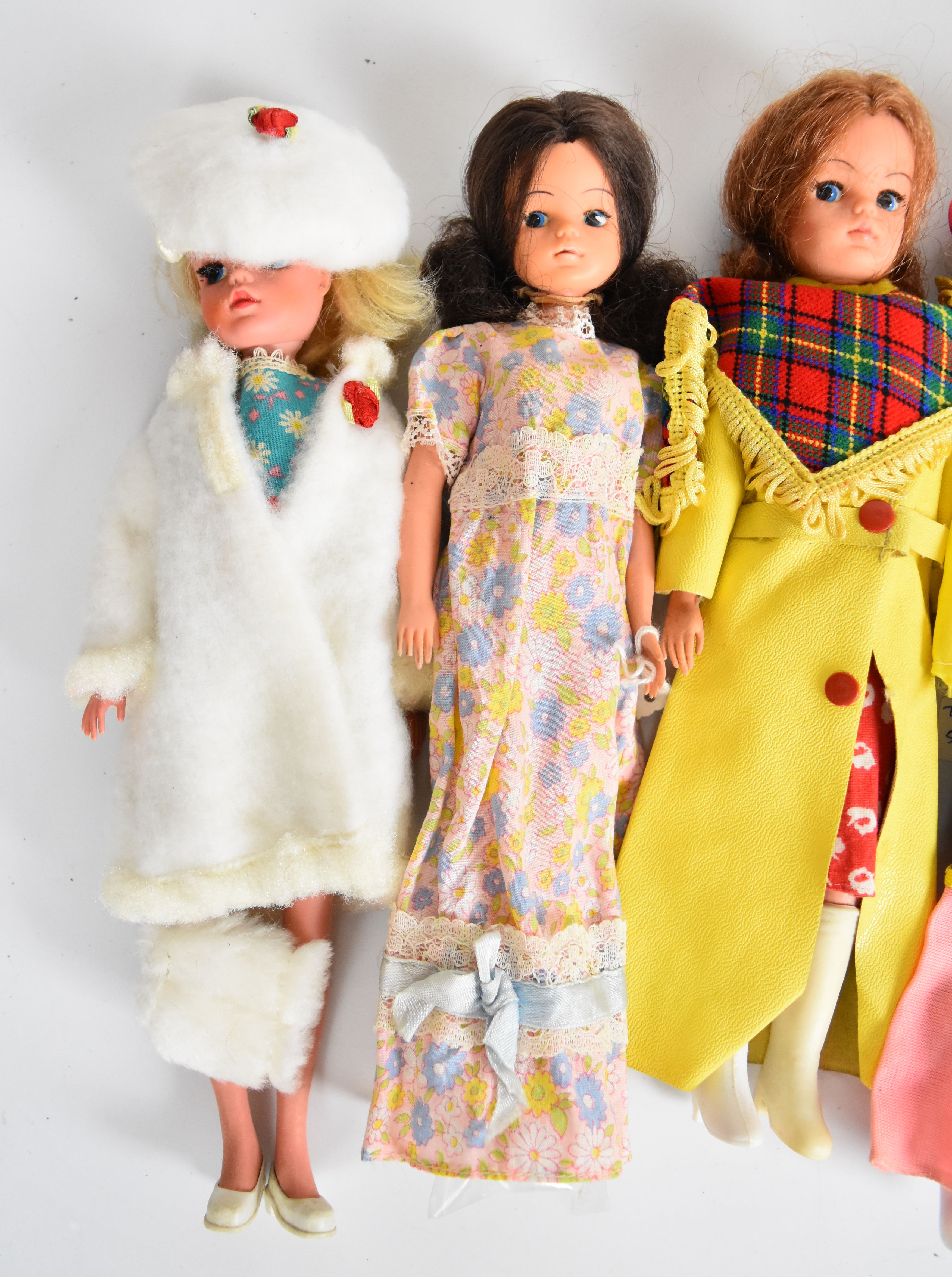 Eleven vintage Sindy dolls by Pedigree dressed in original 1970's outfits to include Sunspotter, - Image 5 of 5