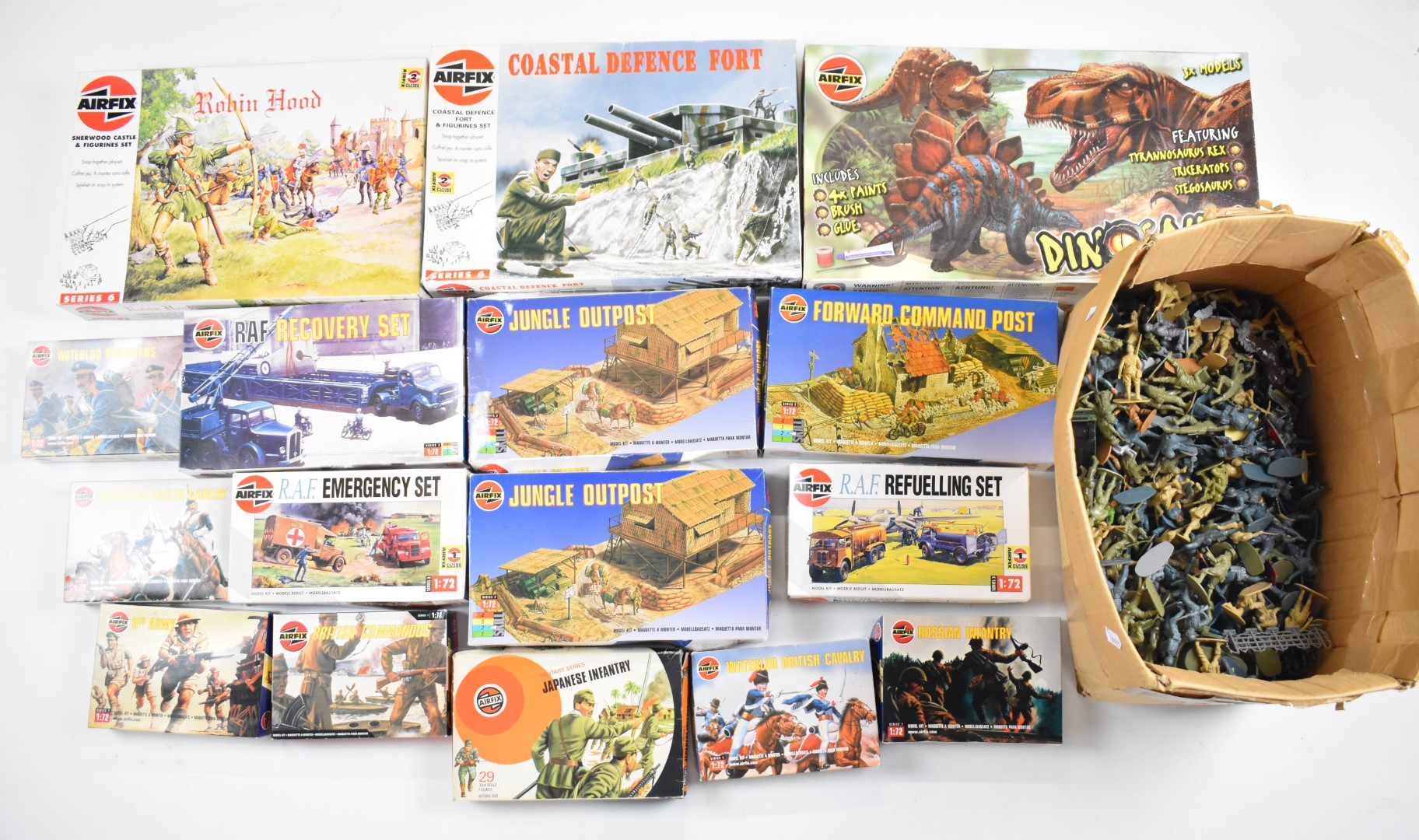 Fifteen Airfix 1:72 scale plastic model kits to include Jungle Outpost 03382, Costal Defence Fort