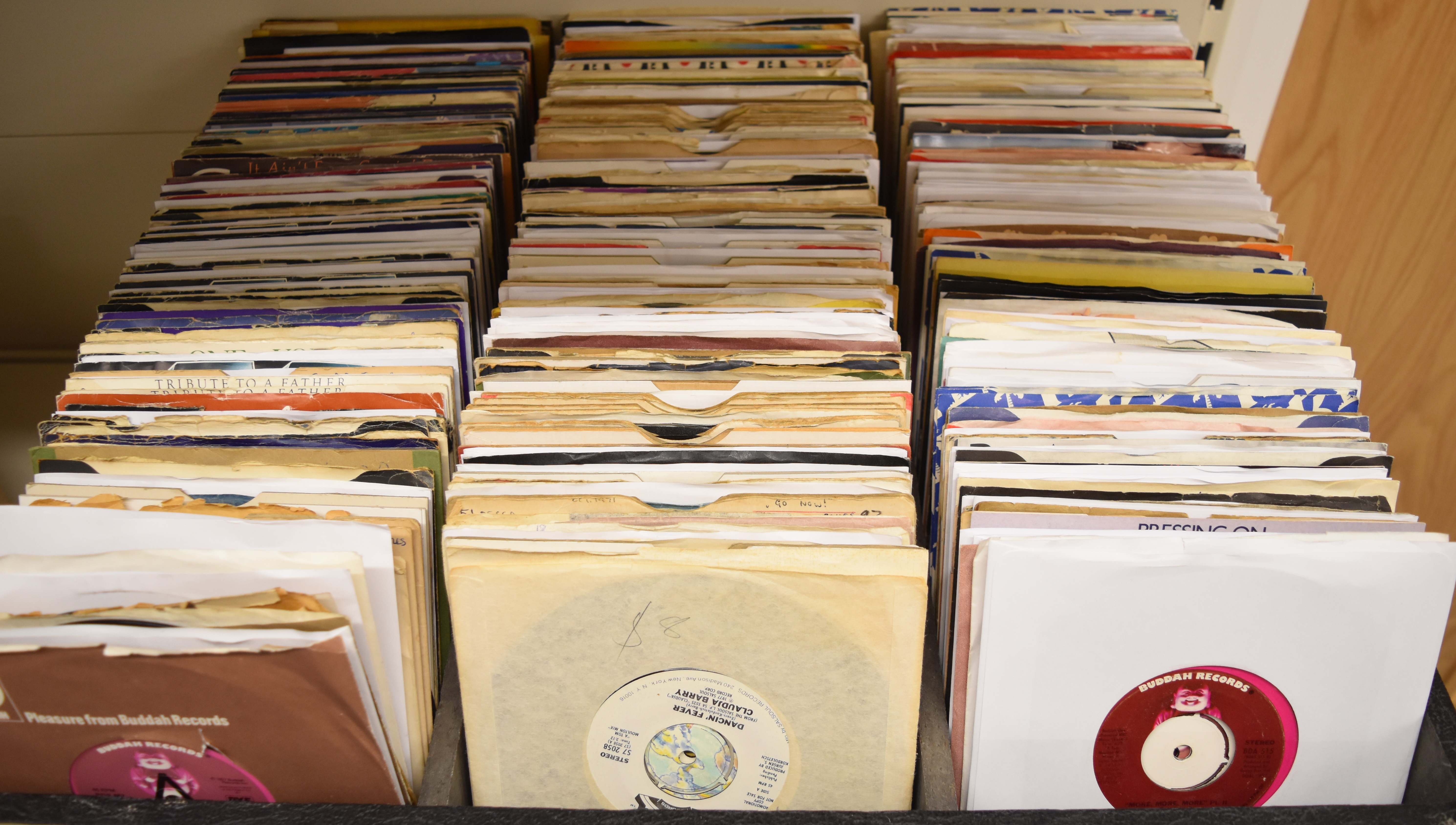 Professional DJ case containing over 500 Soul, Funk & Dance 7" singles comprising approximately - Image 4 of 4