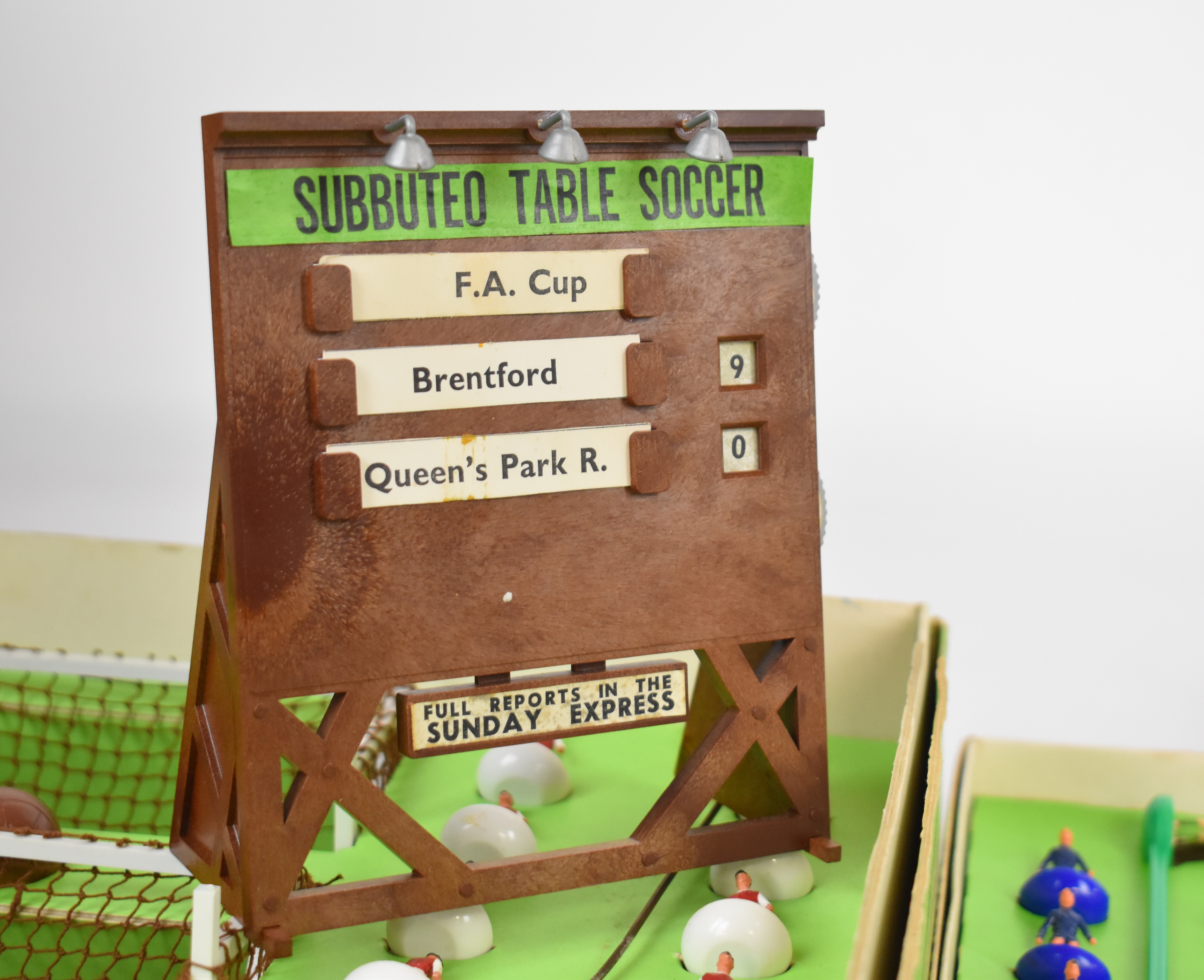 A collection of vintage Subbuteo comprising Club Edition main set, four extra teams and accessories, - Image 4 of 5