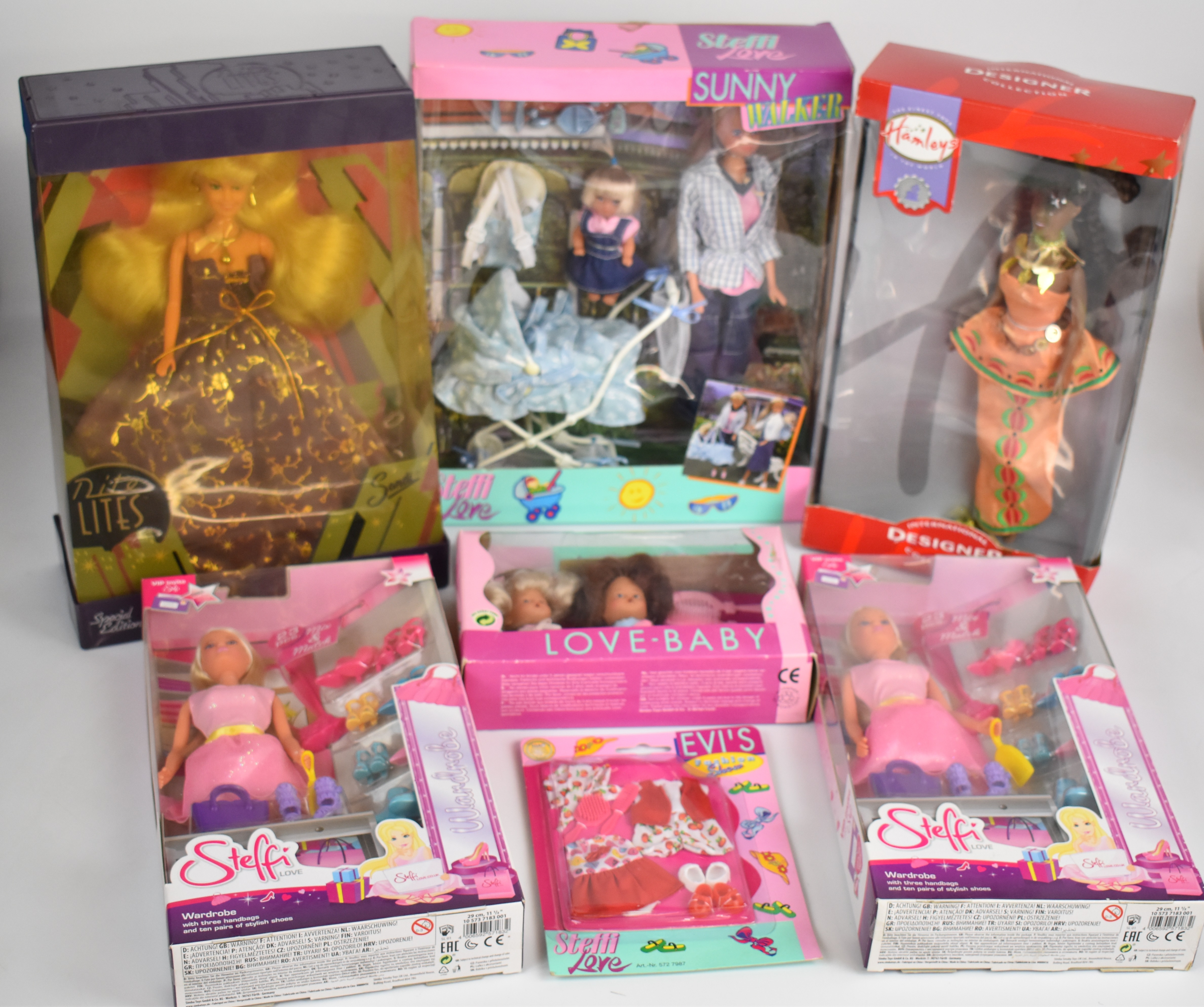 Six Barbie style fashion dolls to include Steffi Love, Sandi and Hamleys International Designer