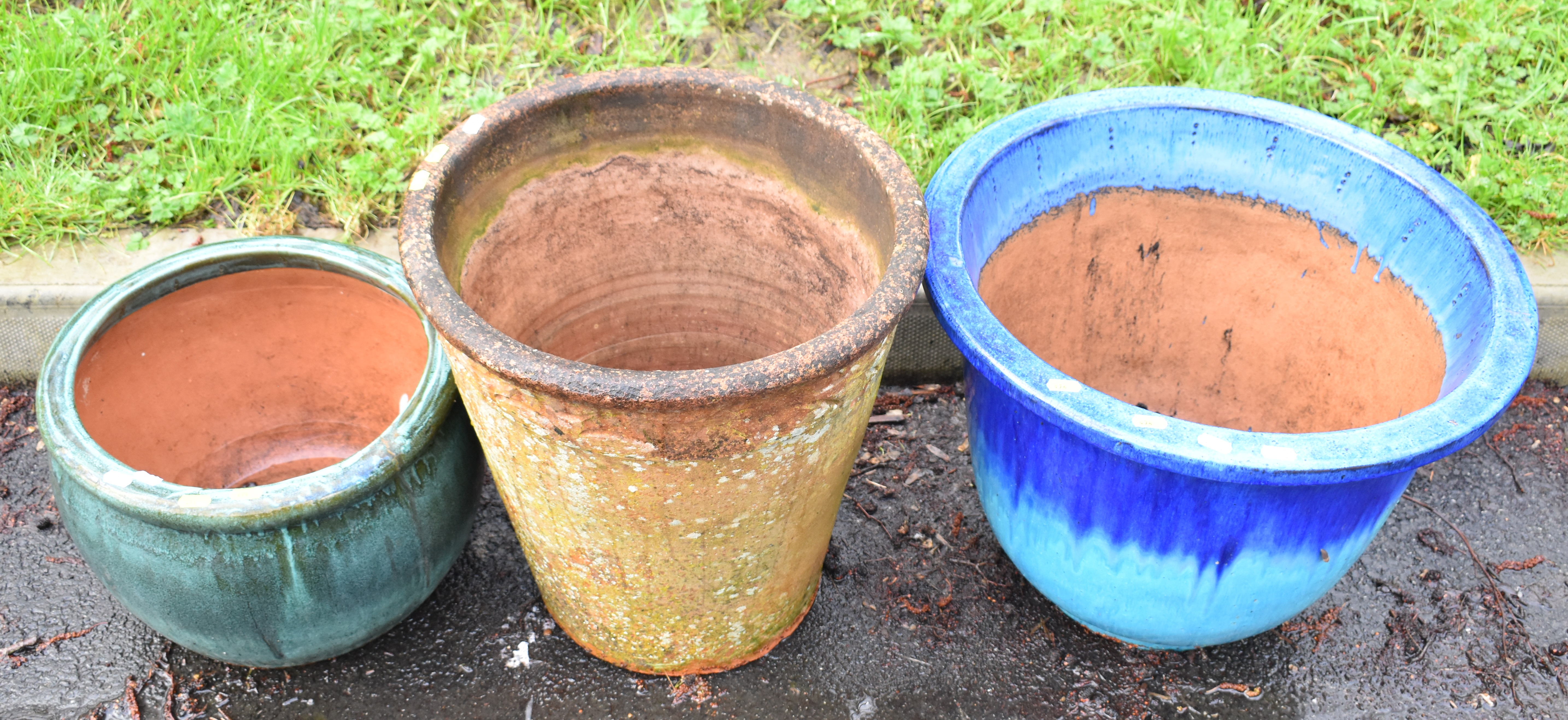 Four jardinières / garden planters including large green / blue glazed examples and a terracotta - Image 2 of 2