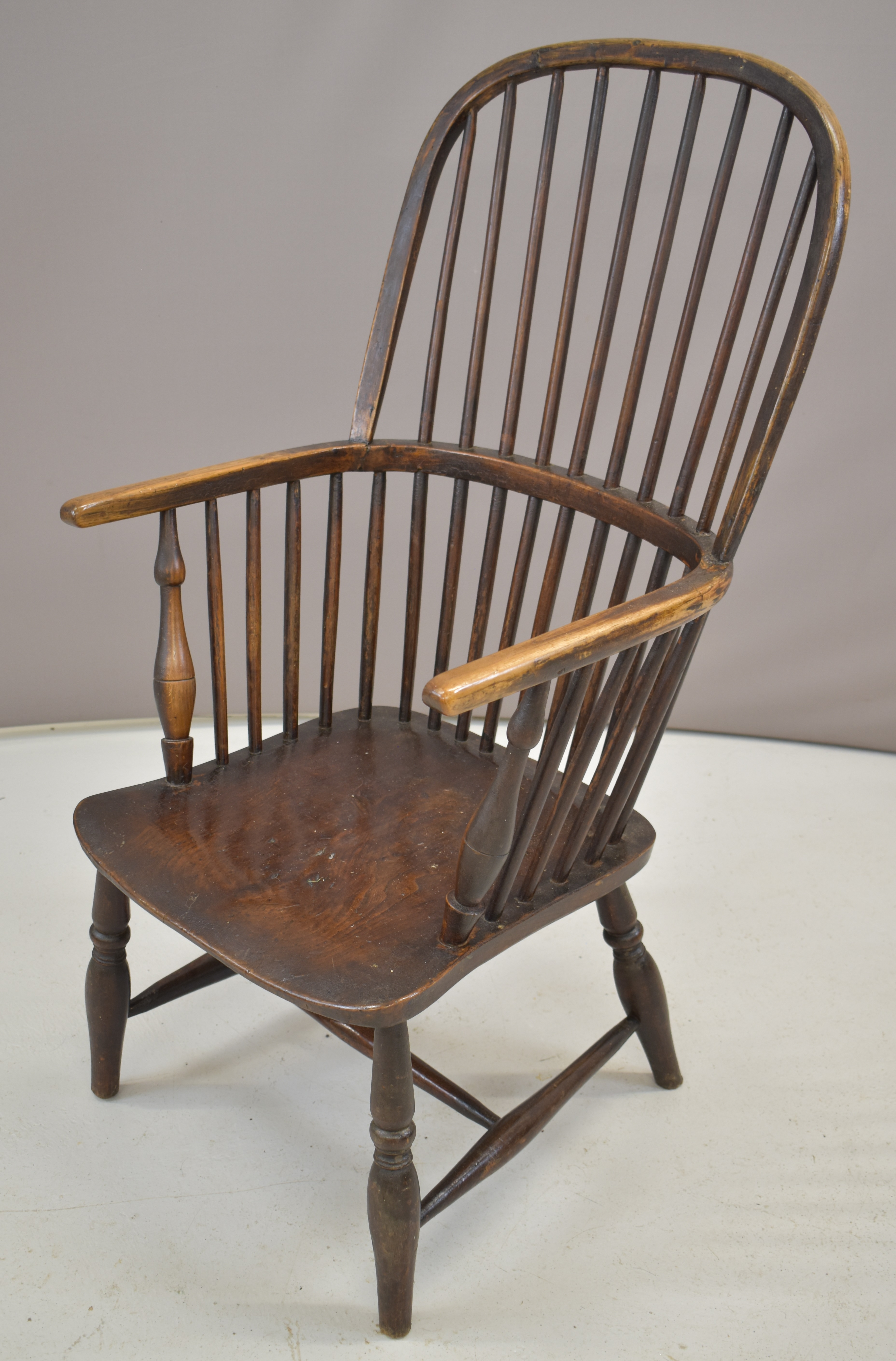 19thC elm seated Windsor armchair with hooped and spindle back - Image 2 of 5
