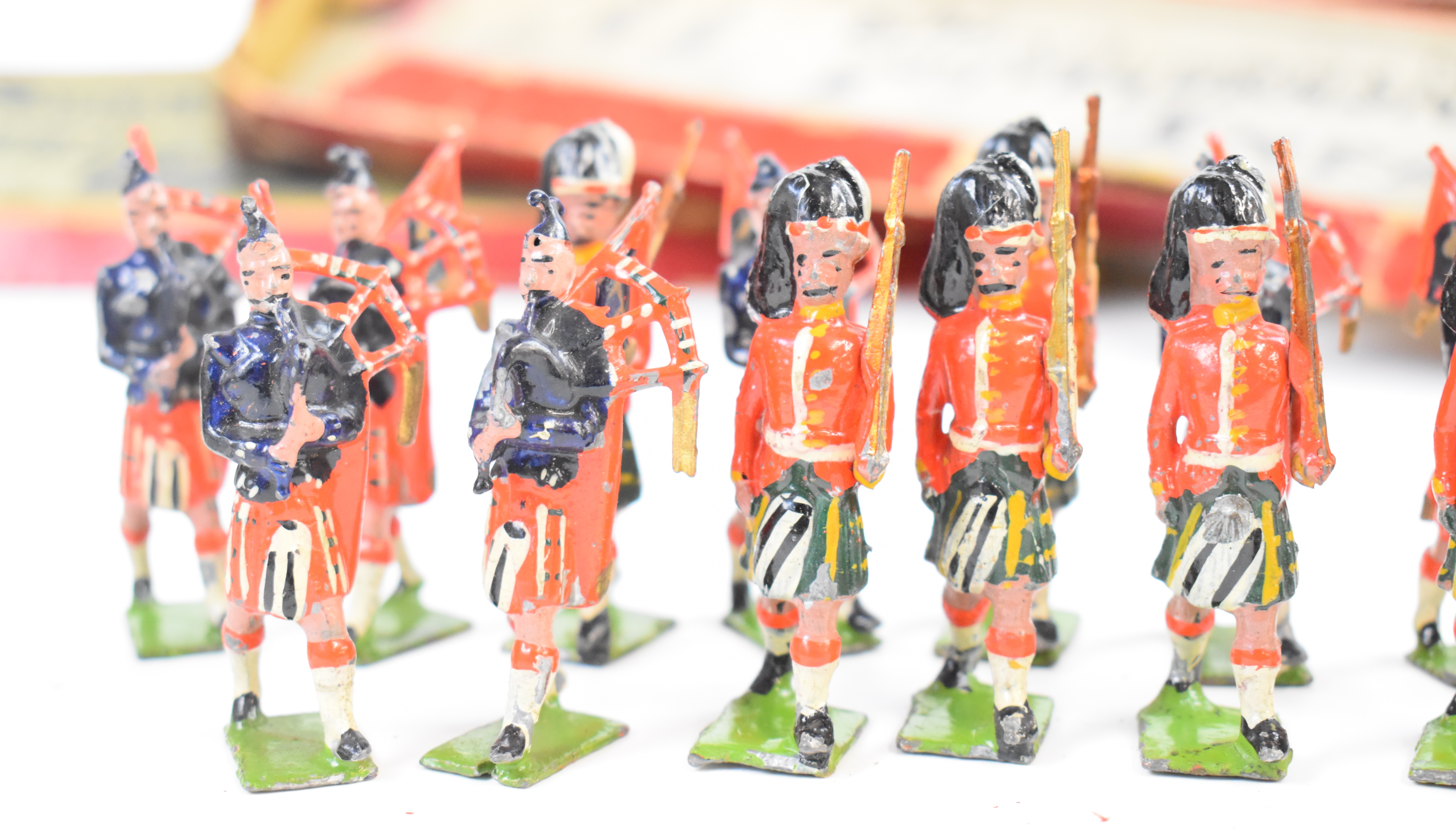 A collection of vintage Britains metal soldiers, with three original boxes. - Image 3 of 7