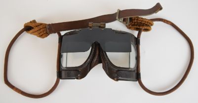 Royal Air Force WW2 Mark IV B flying goggles, leather and chamois nose bridge protection, rubber