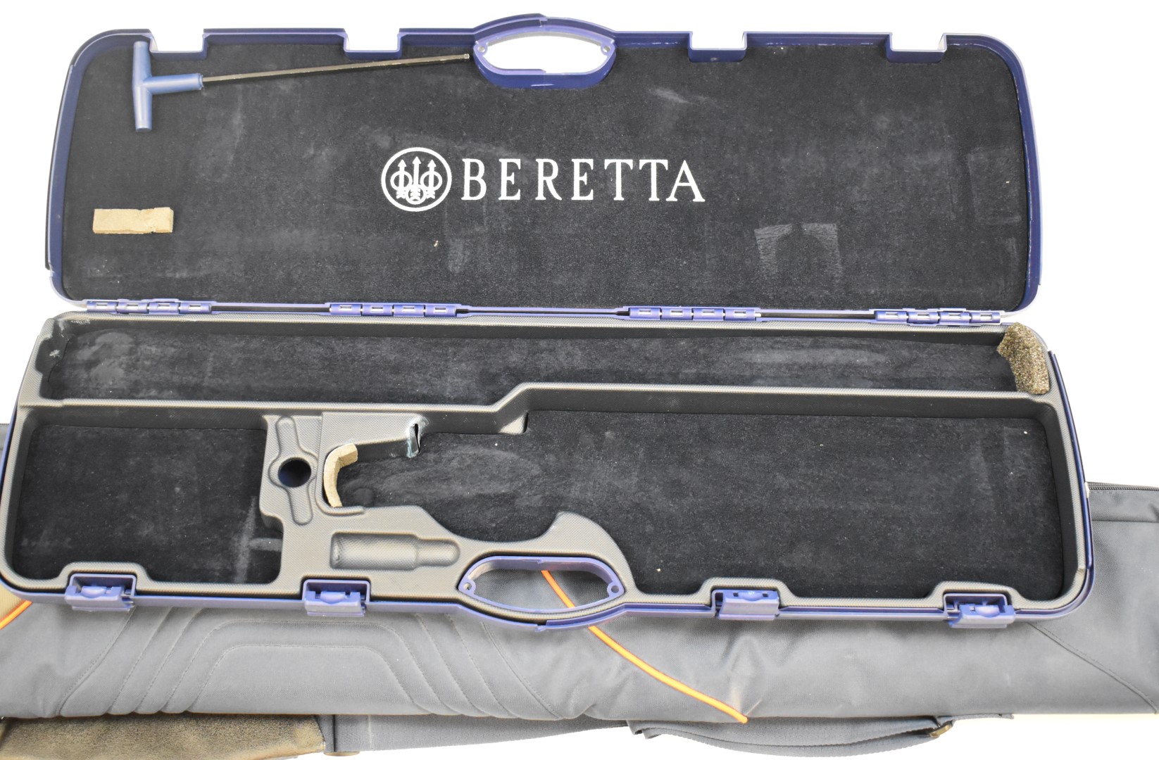 Beretta 690 III Sporting 12 bore over and under ejector shotgun with named and engraved scenes of - Image 15 of 15