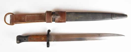 British 1888 pattern Lee Metford bayonet Mk2 with good stamps to ricasso, 29cm double edged blade,