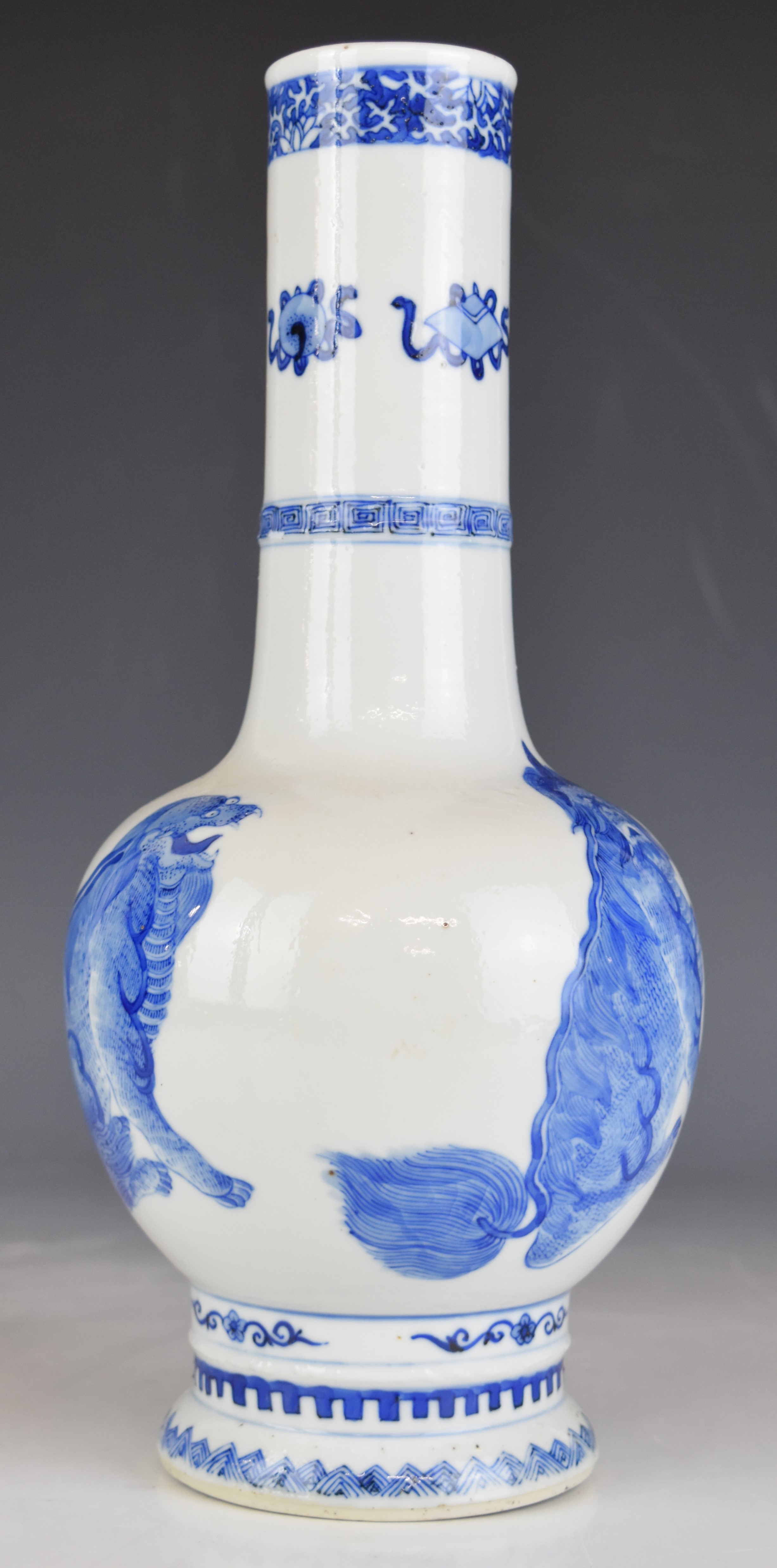 19thC Chinese pedestal vase with figural animal decoration, height 29.5cm - Image 7 of 10