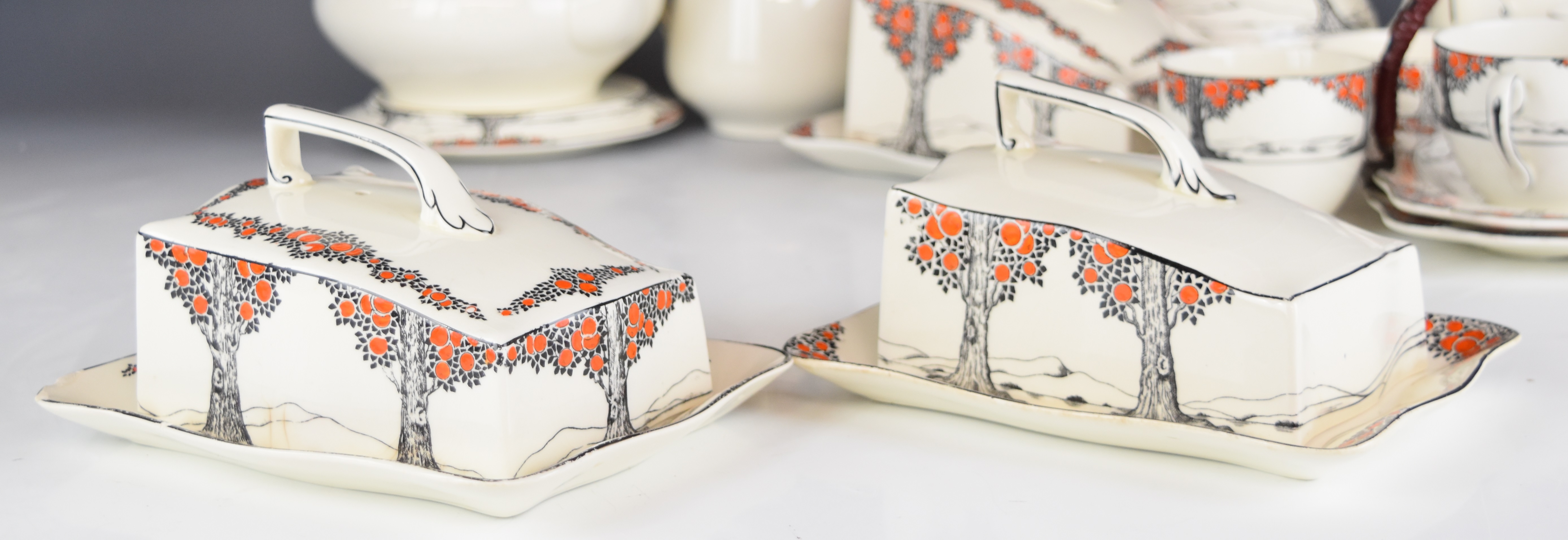 Crown Ducal dinner, tea and decorative ware decorated in the Orange Tree pattern including three tea - Image 7 of 24
