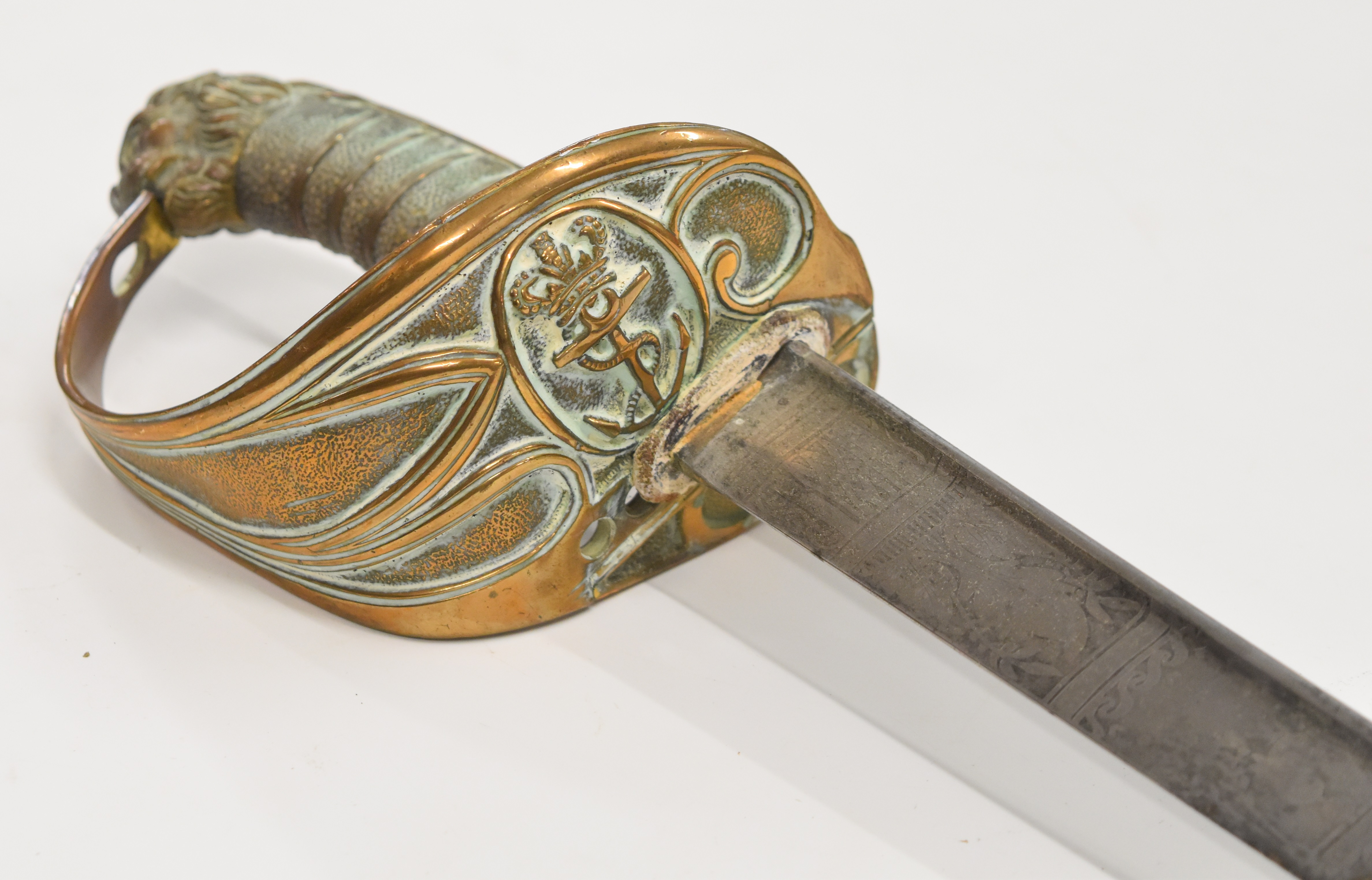 Royal Navy 1827 pattern sword with lion head pommel, folding inner guard and fouled anchor motif, - Image 4 of 11
