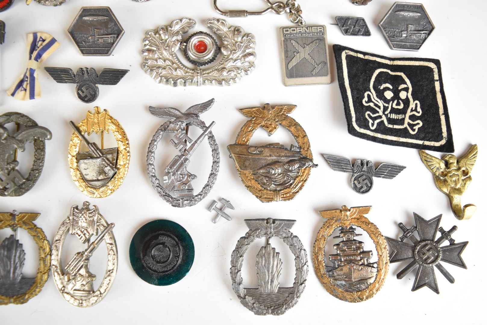 Replica German WW2 Nazi Third Reich badges, insignia and medals including High Seas Fleet, Artillery - Image 6 of 16