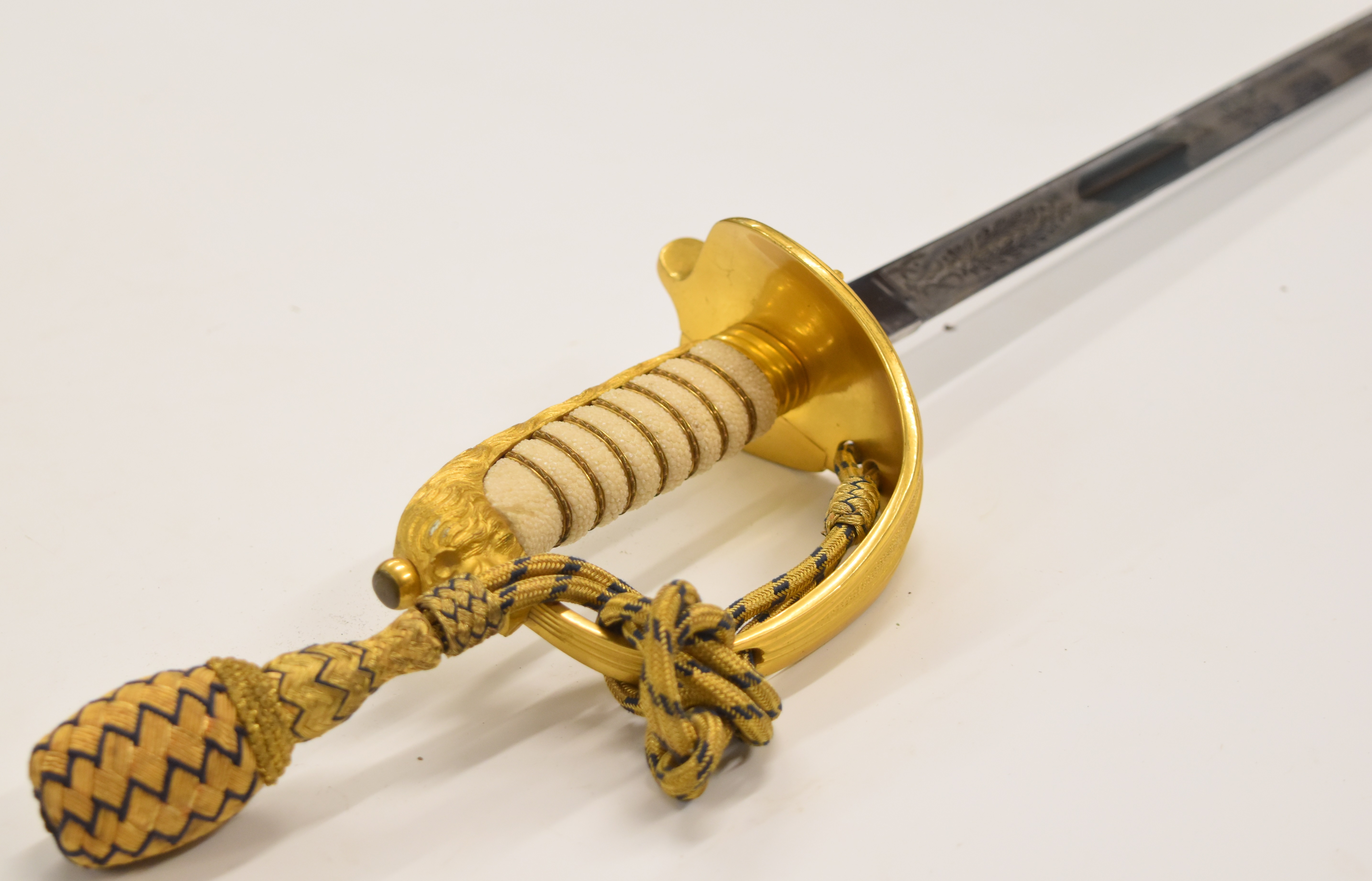 Royal Navy 1827 pattern officer's dress sword with lion head pommel, folding guard, fouled anchor - Image 4 of 10