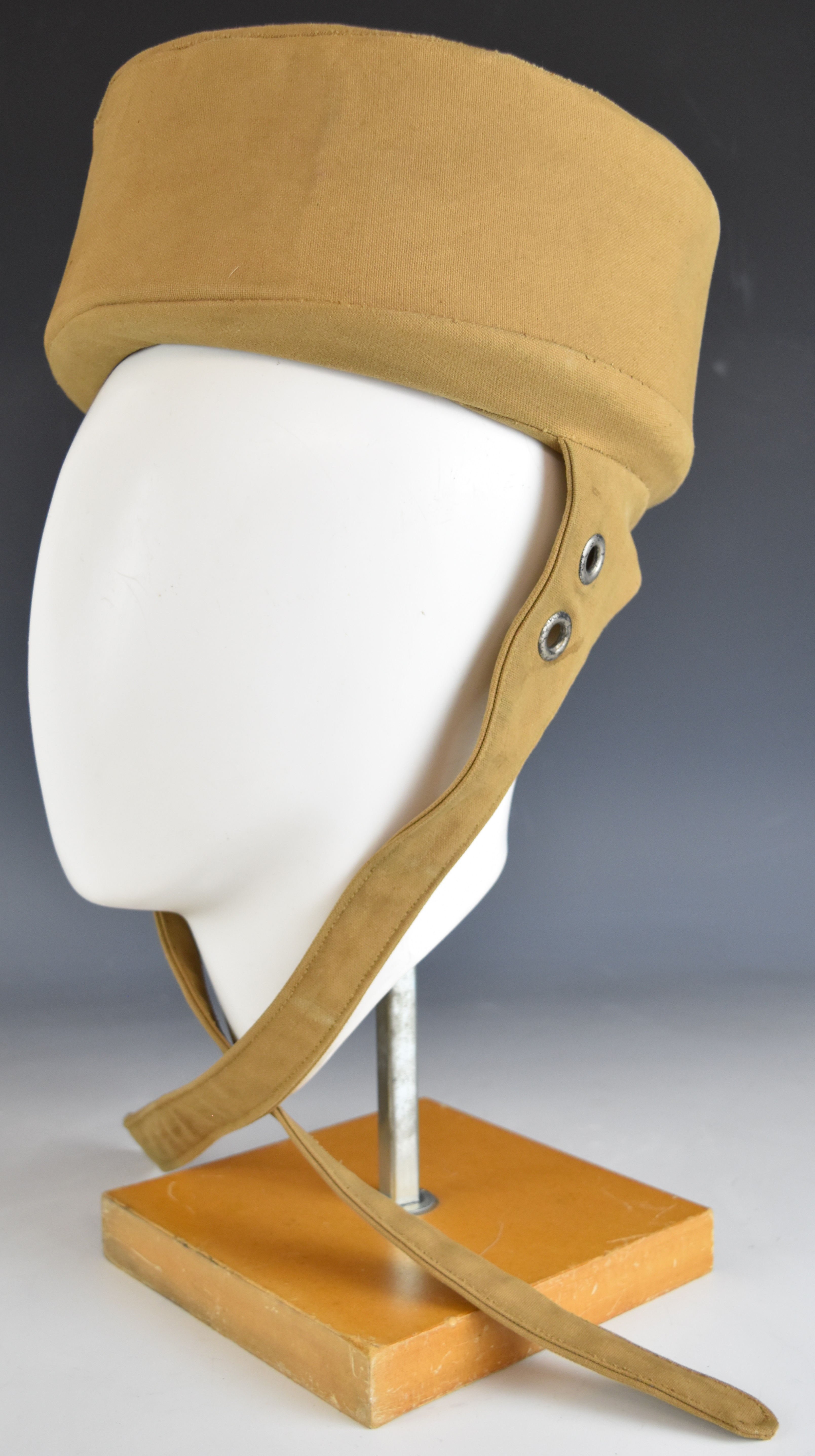 British WW2 Airborne troops training 'sorbo' / bungee  helmet / hat with S L & M Feathers Ltd label,