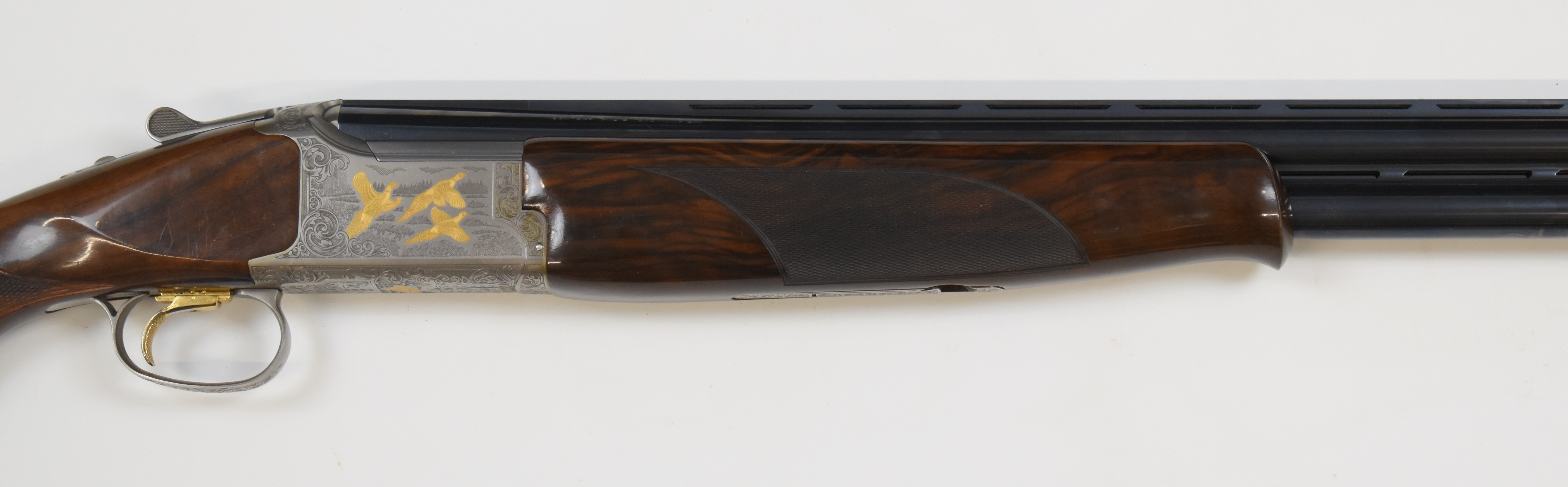 Browning B525 Ultimate 12 bore over and under ejector shotgun with gold engraving of birds - Image 4 of 12