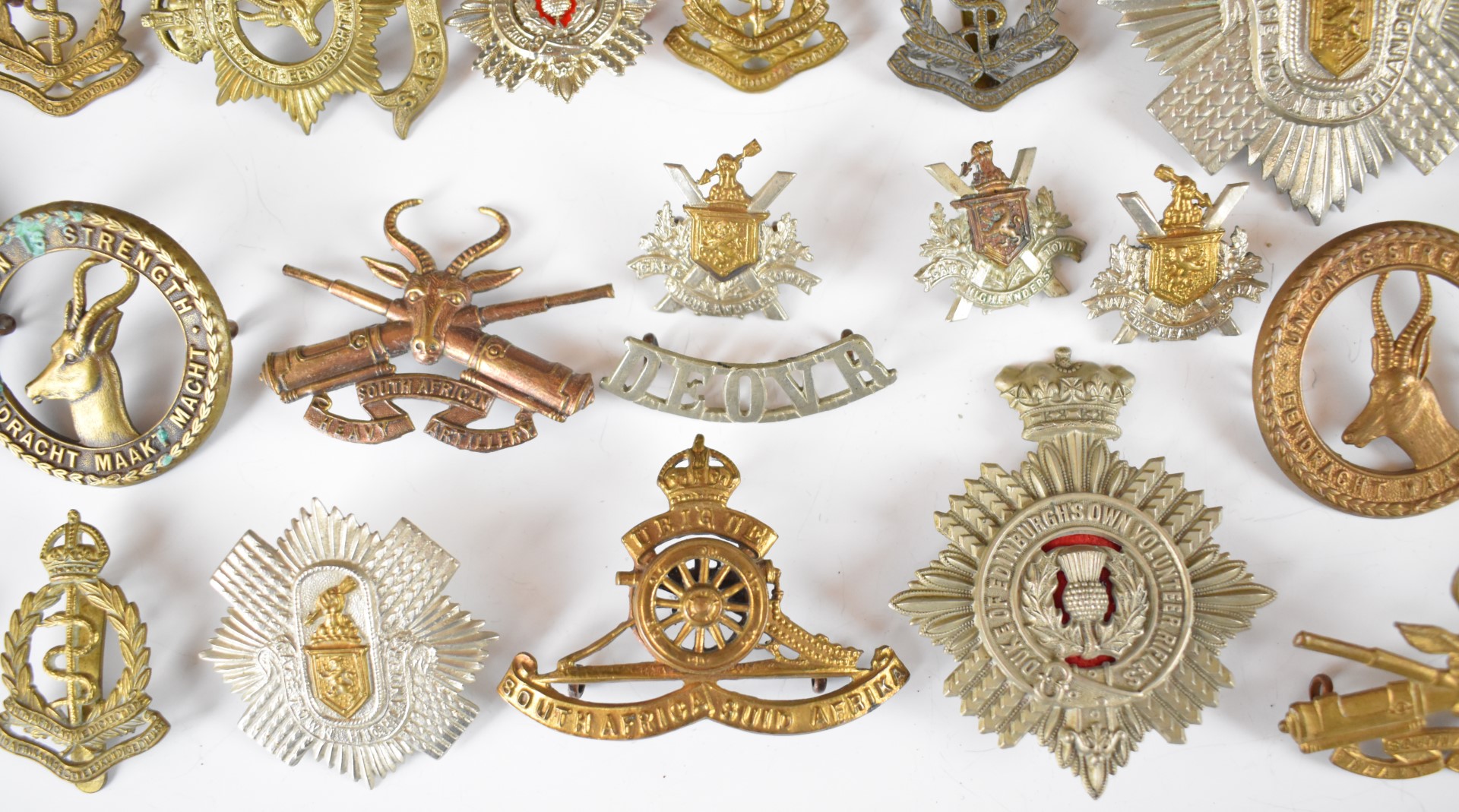 Approximately 20 South African badges including Cape Town Highlands, Duke of Edinburgh's Own - Image 4 of 6