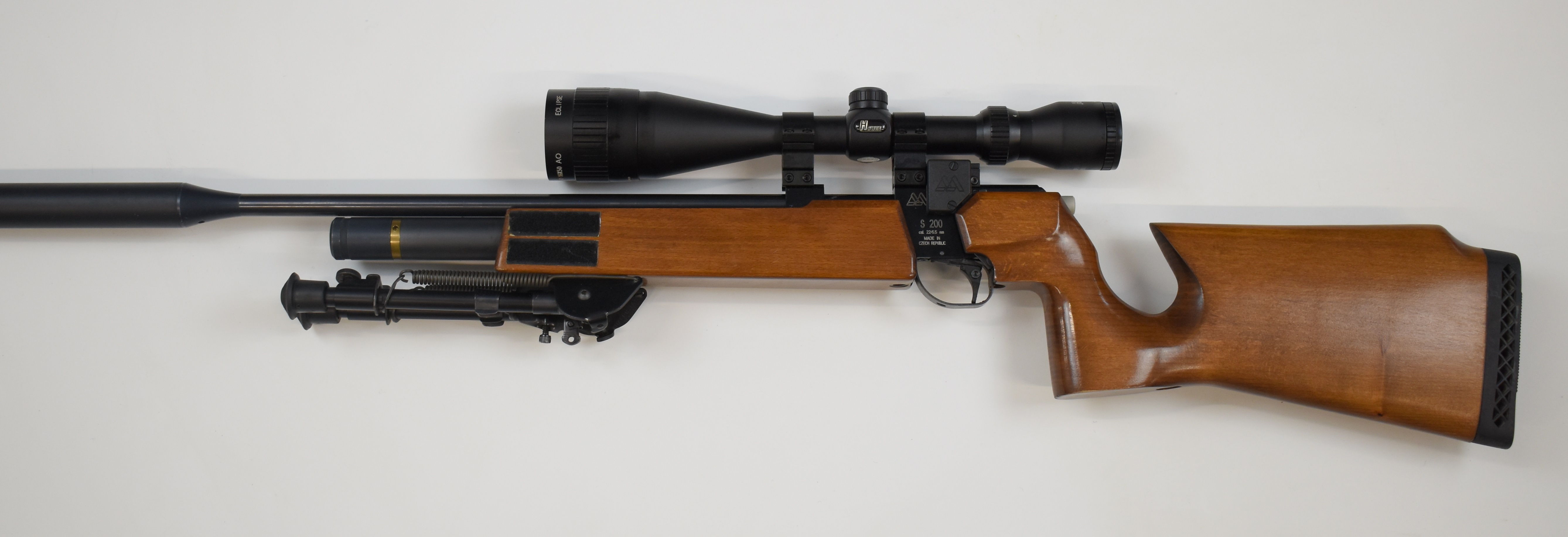 Air Arms S200 .22 PCP air rifle with 10-shot magazine, sound moderator, bi-pod, adjustable trigger - Image 6 of 9