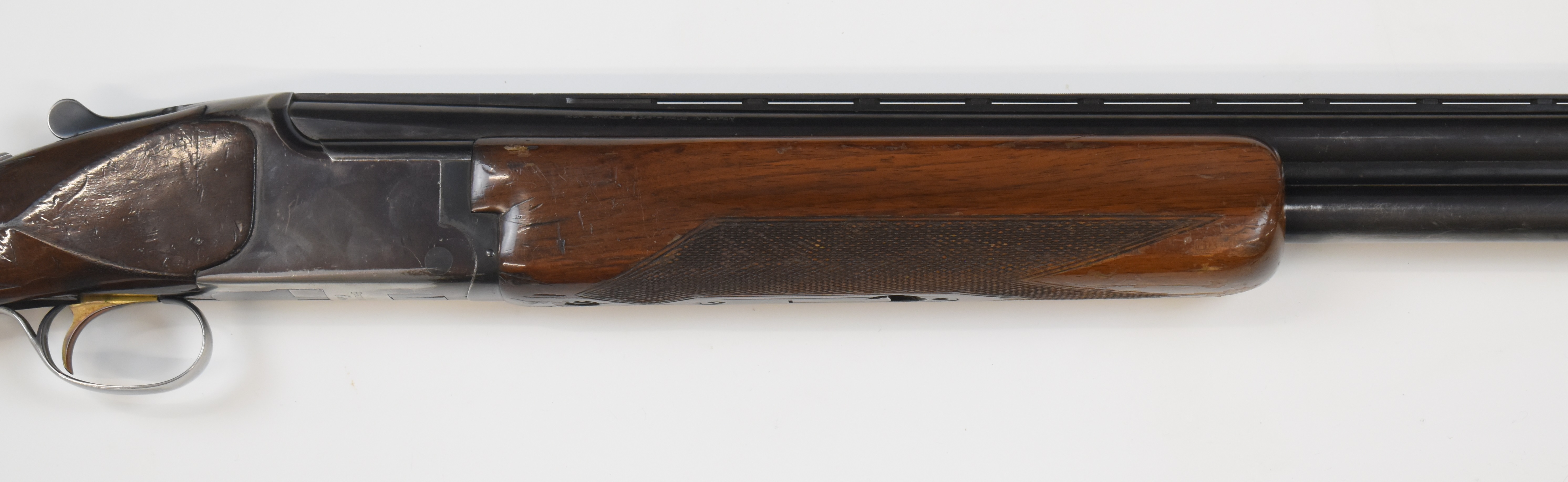 Browning Citori 12 bore over and under ejector shotgun with named underside, chequered semi-pistol - Image 4 of 10