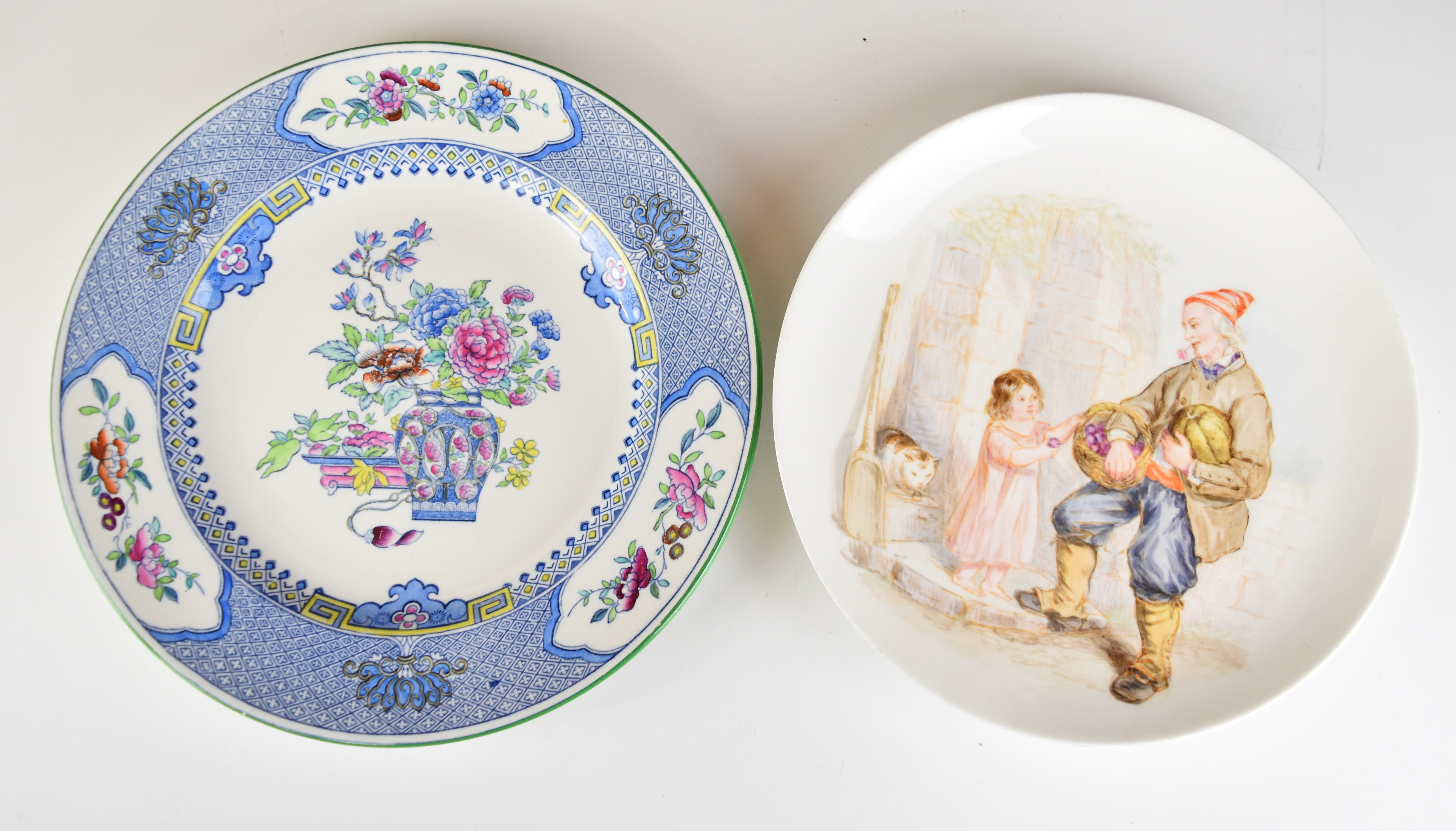 Collection of ceramics including Copeland cabinet plates, Silvester pattern tureen stand, hand - Image 8 of 10