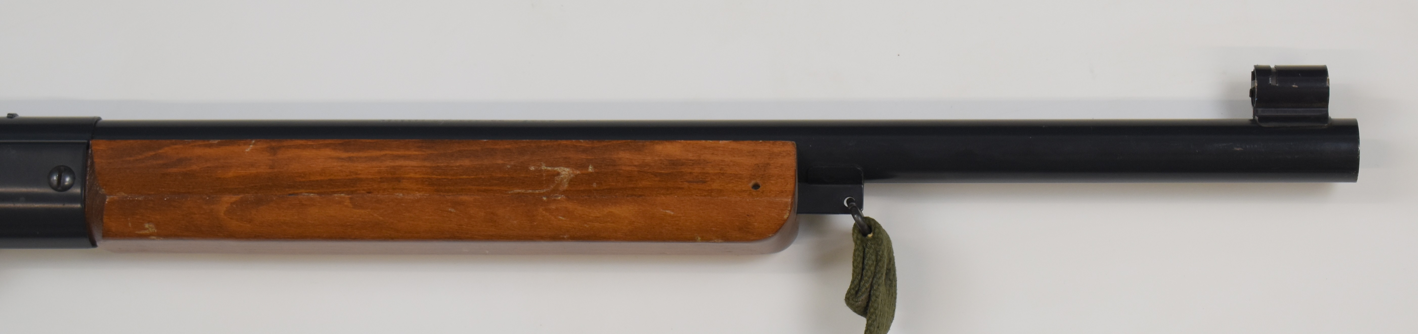 Daisy Model 99 Winchester style underlever-action air rifle with wooden grip and forend, canvas - Image 5 of 10