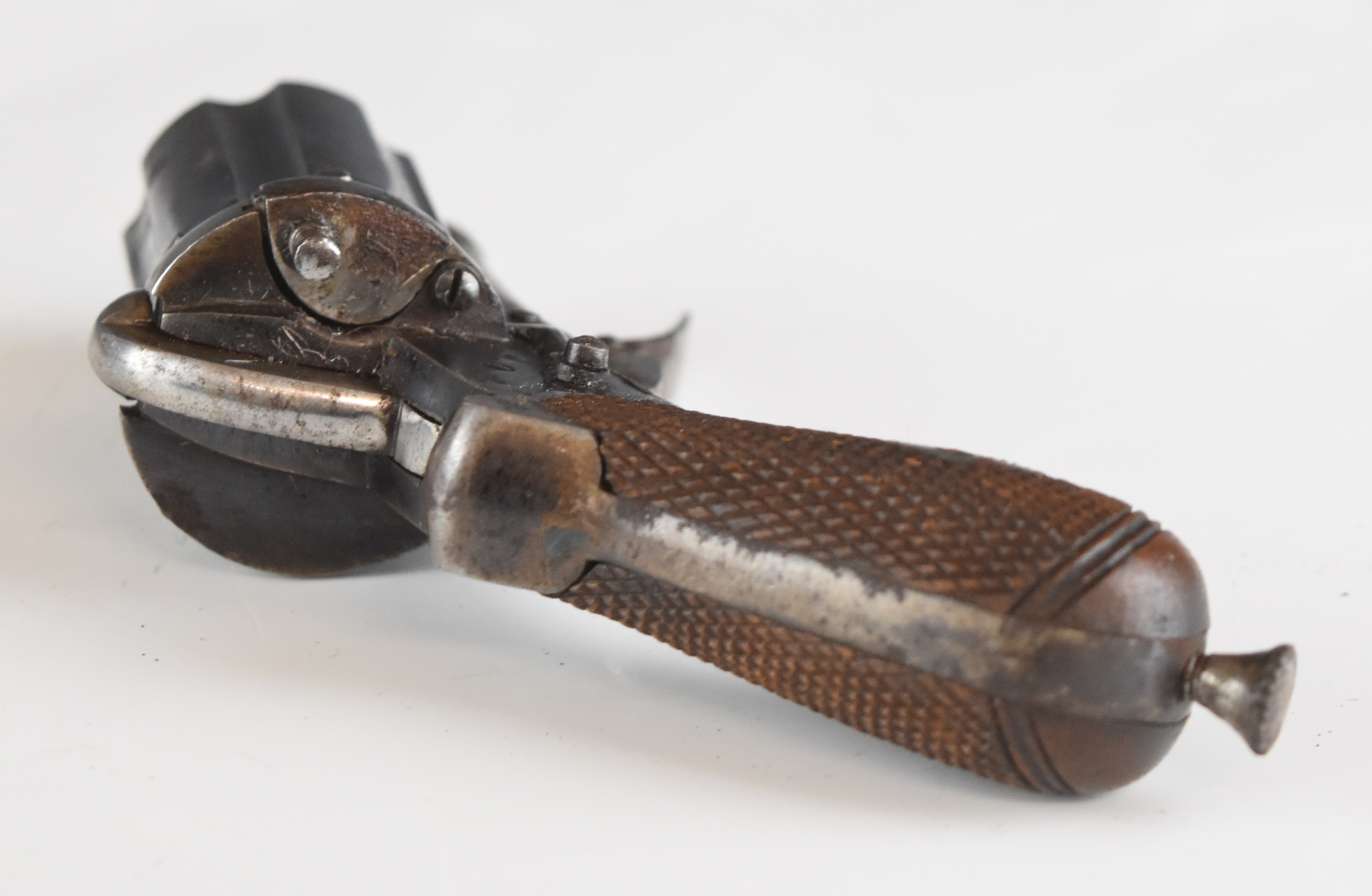 Unnamed 5mm six-shot pinfire hammer action pepperbox pistol/ revolver with chequered wooden grips, - Image 3 of 8