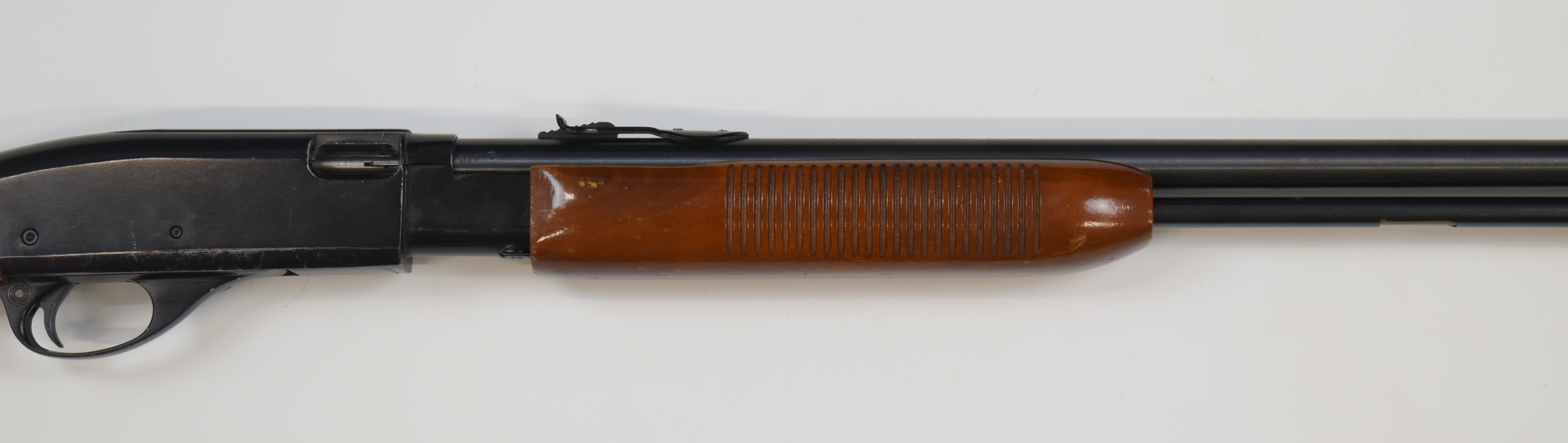Remington Fieldmaster Model 572 .22 pump-action rifle with adjustable sights, semi-pistol grip, - Image 4 of 10