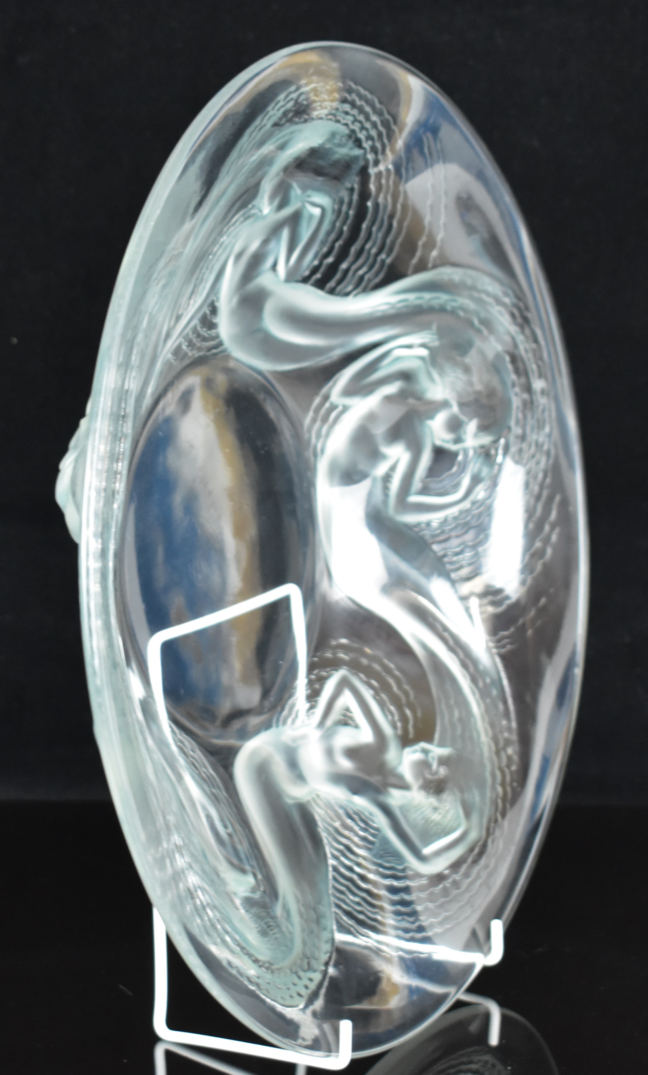 Lalique Calypso pattern glass bowl decorated in relief with five mermaids, No. 381, signed 'R - Image 2 of 16