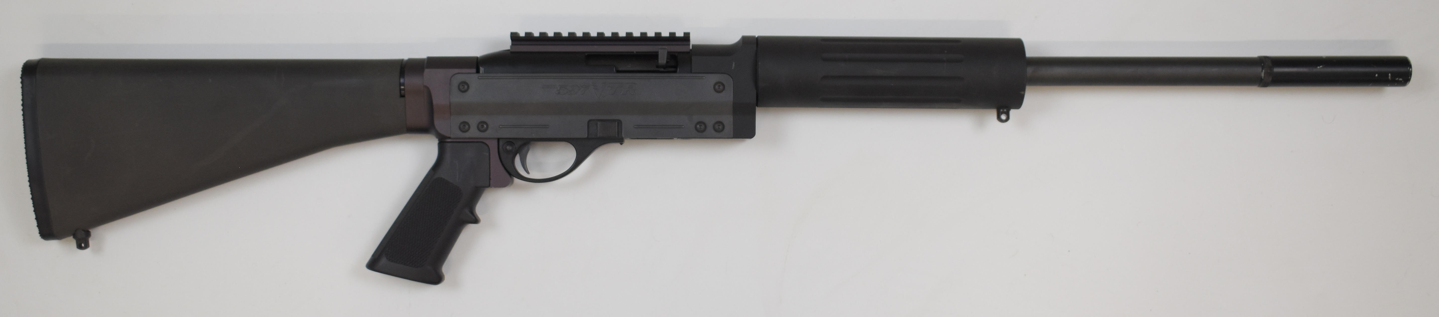 Remington 597 VTR .22 rifle with composite stock, chequered pistol grip, sound moderator and 20.5 - Image 2 of 11