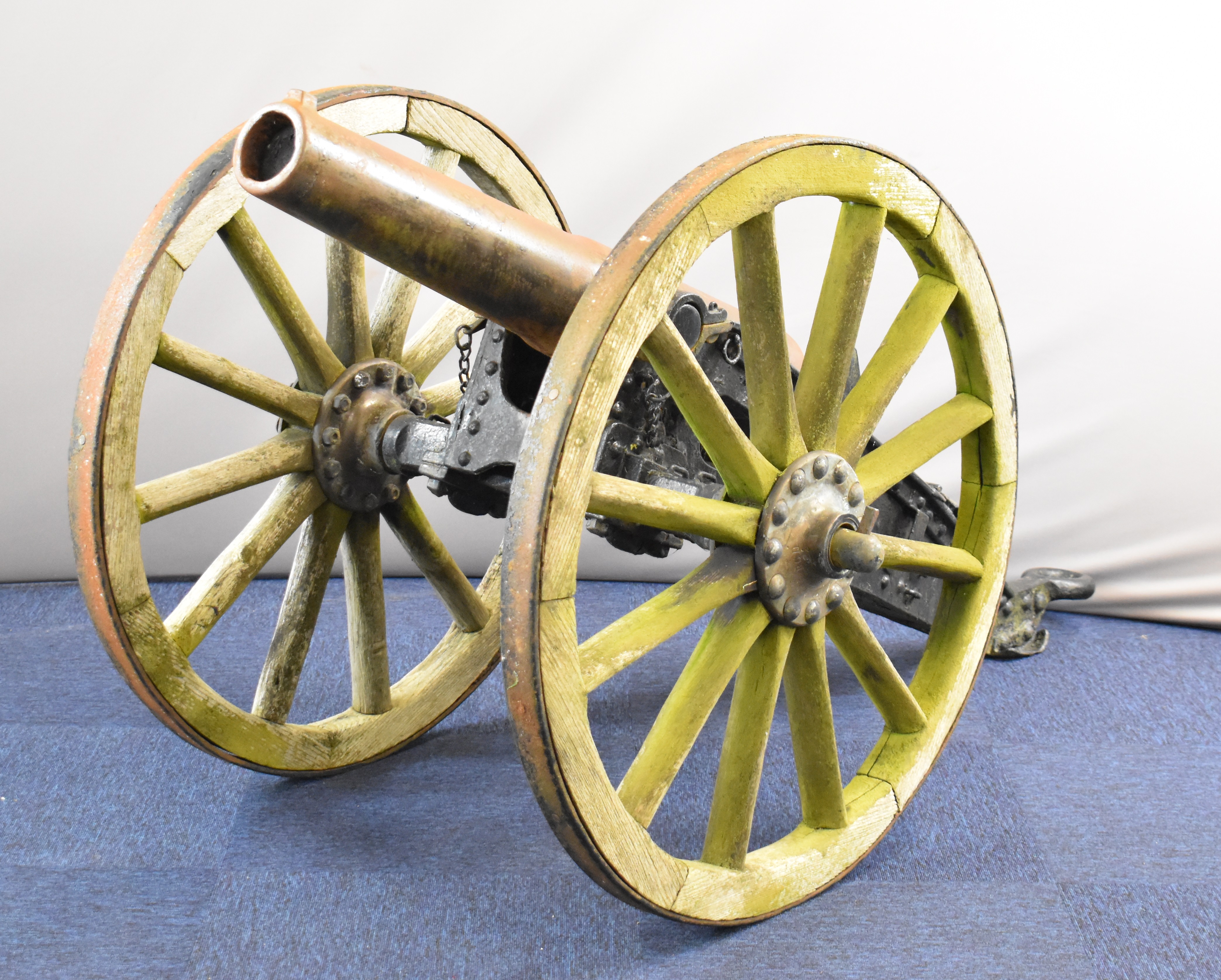 British Mark IV 7-pounder 200lbs steel RML gun. The 40 inch graduated barrel with indistinct crown - Image 12 of 22
