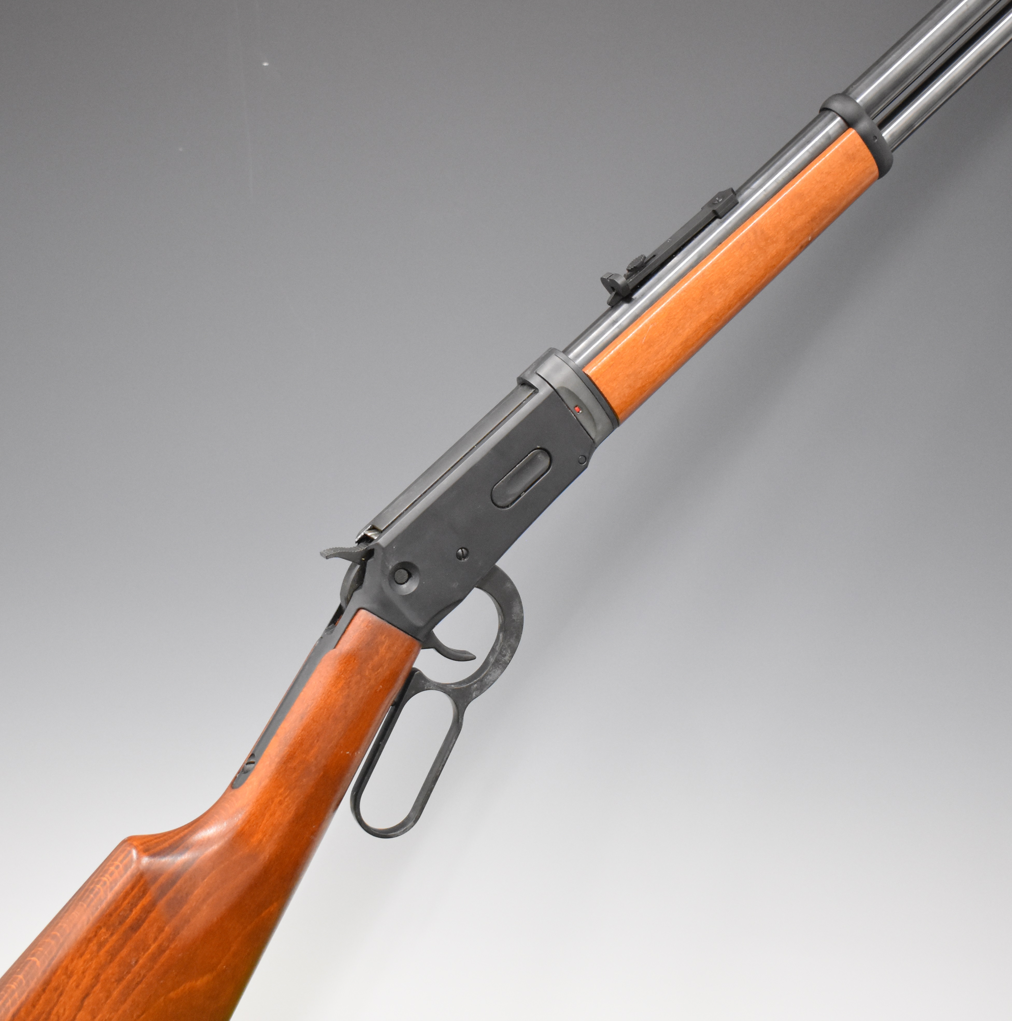 Walther Winchester style lever-action .177 CO2 carbine air rifle with two 8 shot magazines,
