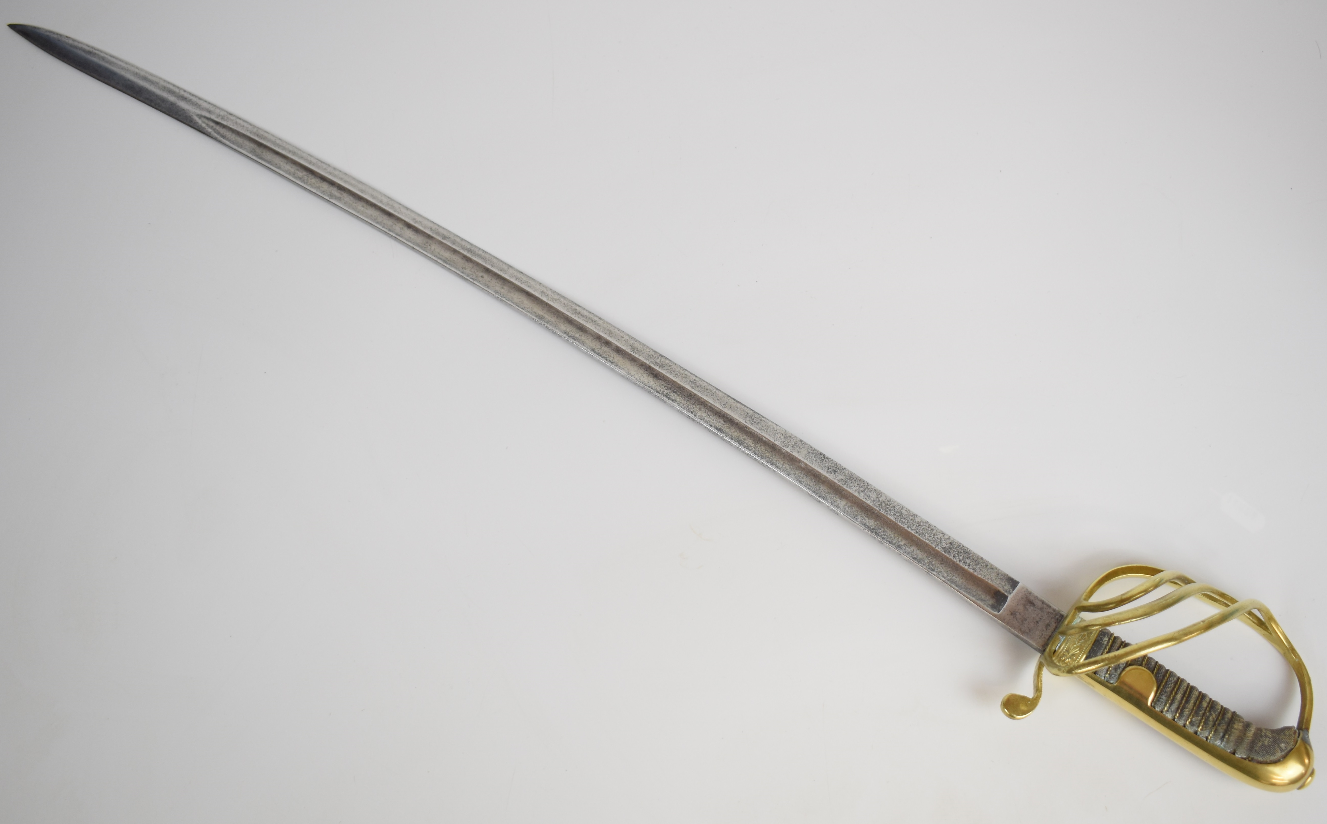 Continental sword with four bar brass hilt, shagreen and wire grip and 70cm curved blade. PLEASE - Image 2 of 6