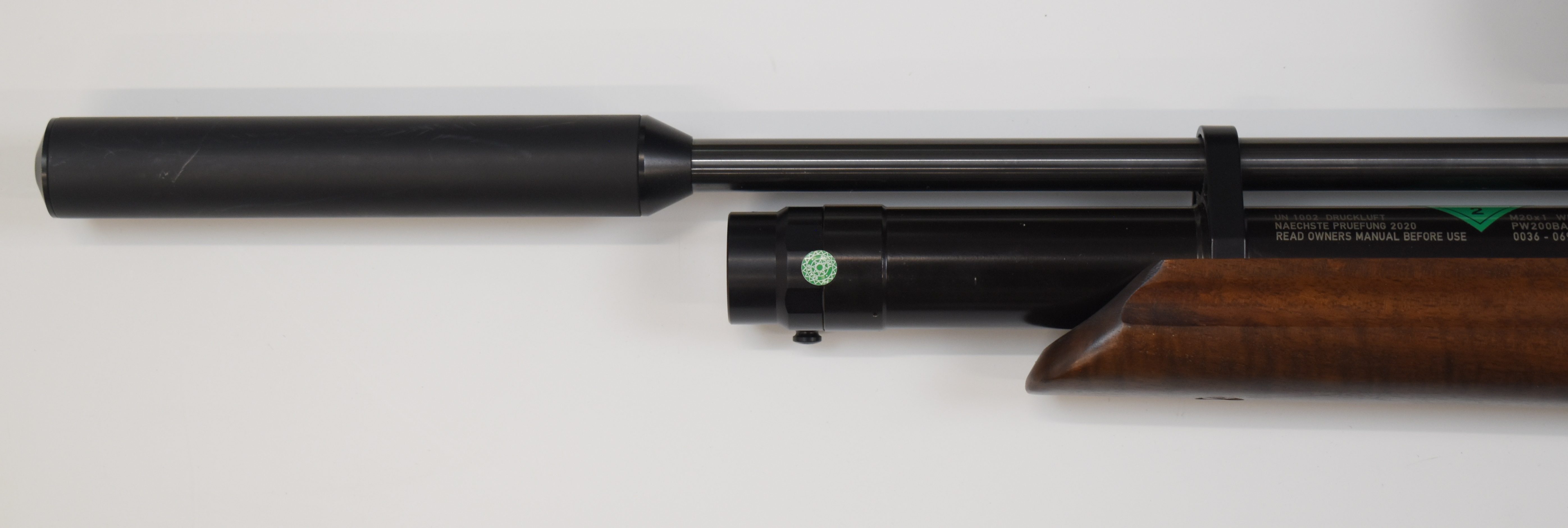 Weihrauch HW100 .177 PCP air rifle with textured semi-pistol grip, raised cheek piece, adjustable - Image 9 of 10