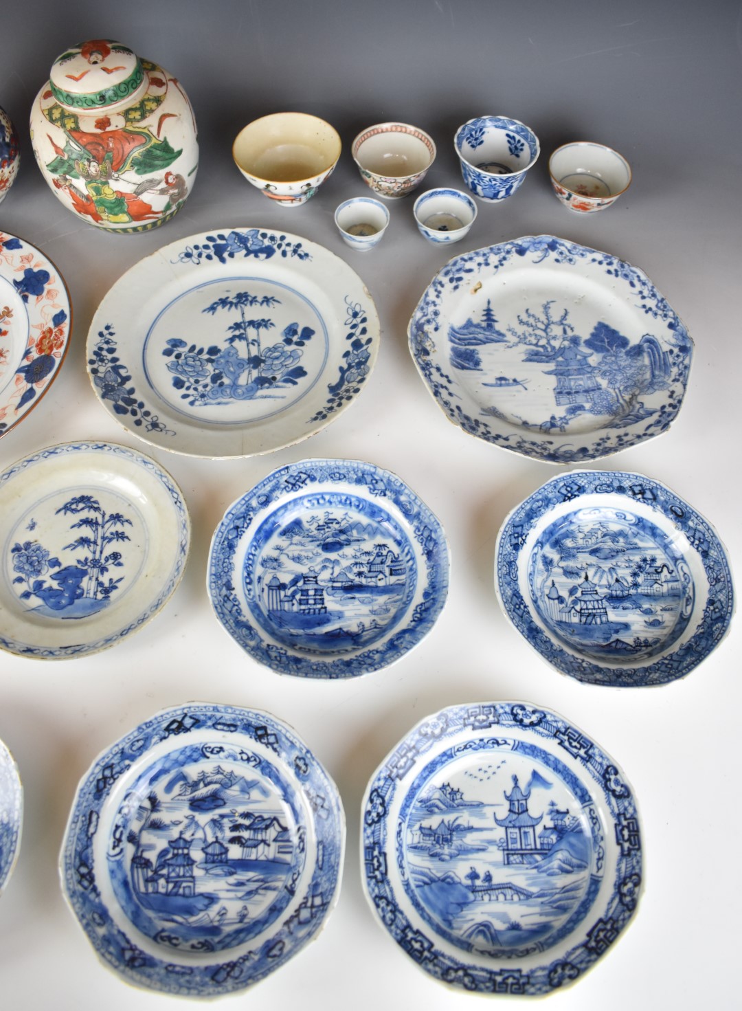 Collection of 18th / 19thC Chinese porcelain tea bowls, wine cups, vase, ginger jar, export plates - Image 5 of 12