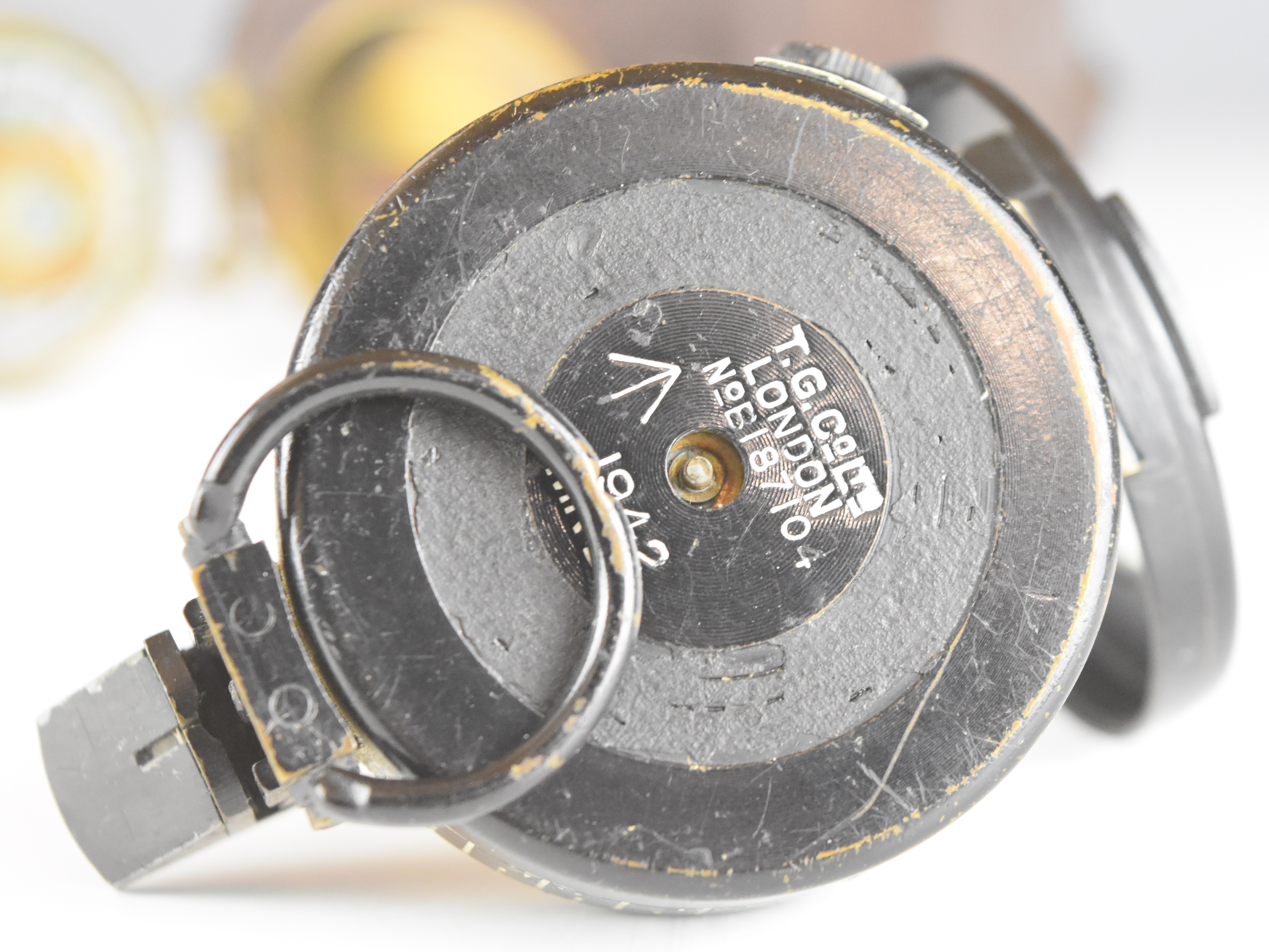 British WW2 prismatic compass by T G Co Ltd, London No B187104 1942 Mk III, with broad arrow mark, - Image 3 of 10