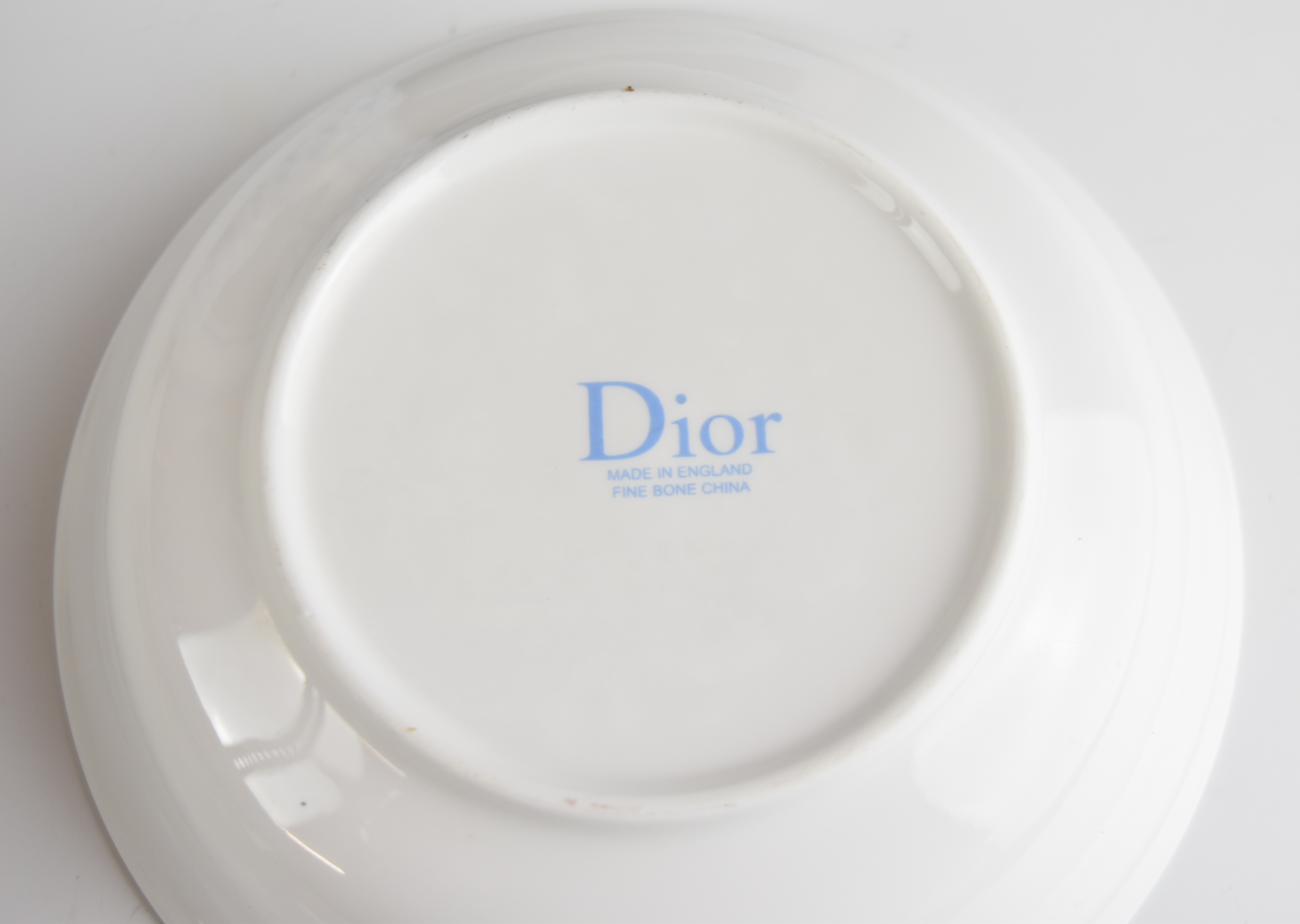 Dior designer porcelain dinner and teaware with Dior motif decoration, approximately 27 pieces, - Image 12 of 14