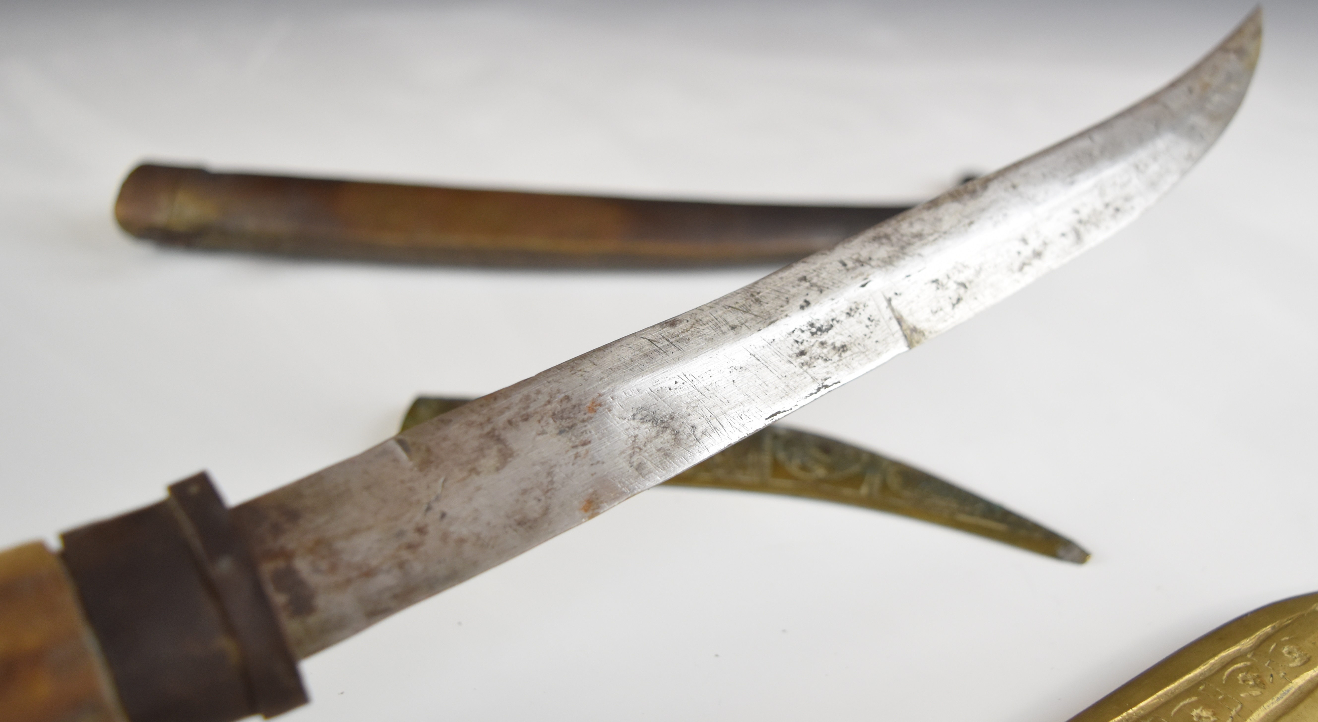 Two Jambiya daggers, the larger example with bone or similar grip and 22.5cm blade, the other of - Image 6 of 10