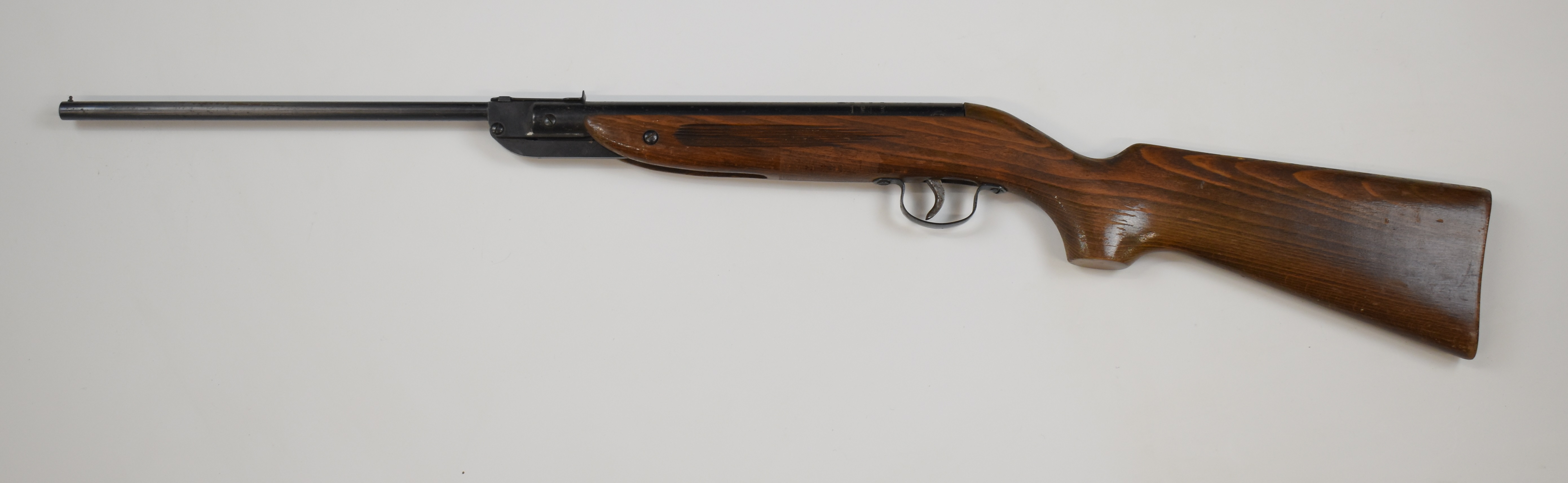 Webley Ranger .177 air rifle with semi-pistol grip and adjustable sights, NVSN, in original box. - Image 6 of 8