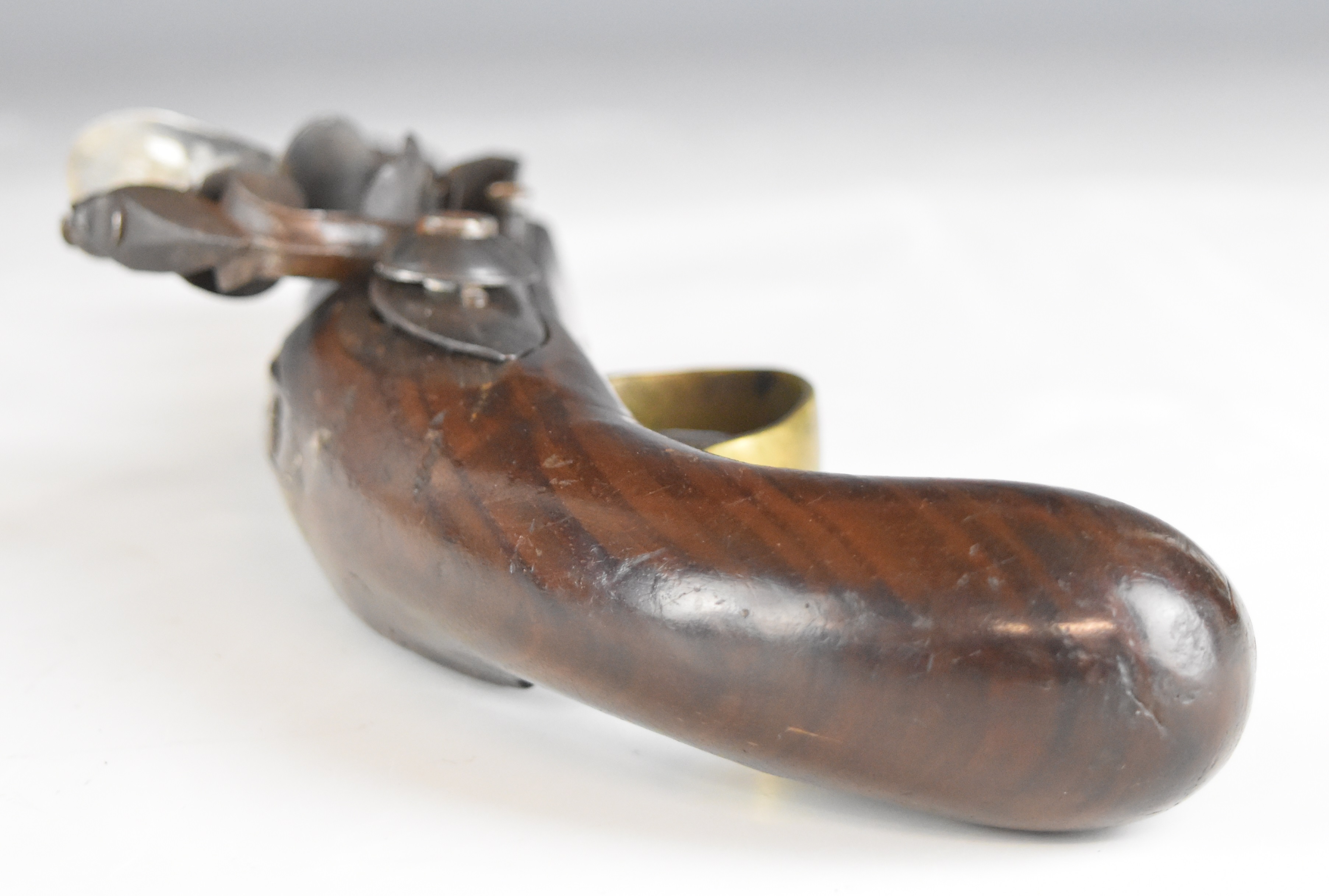 Unnamed flintlock holster pistol with brass trigger guard and mounts, wooden ram-rod and 6 inch - Image 3 of 9
