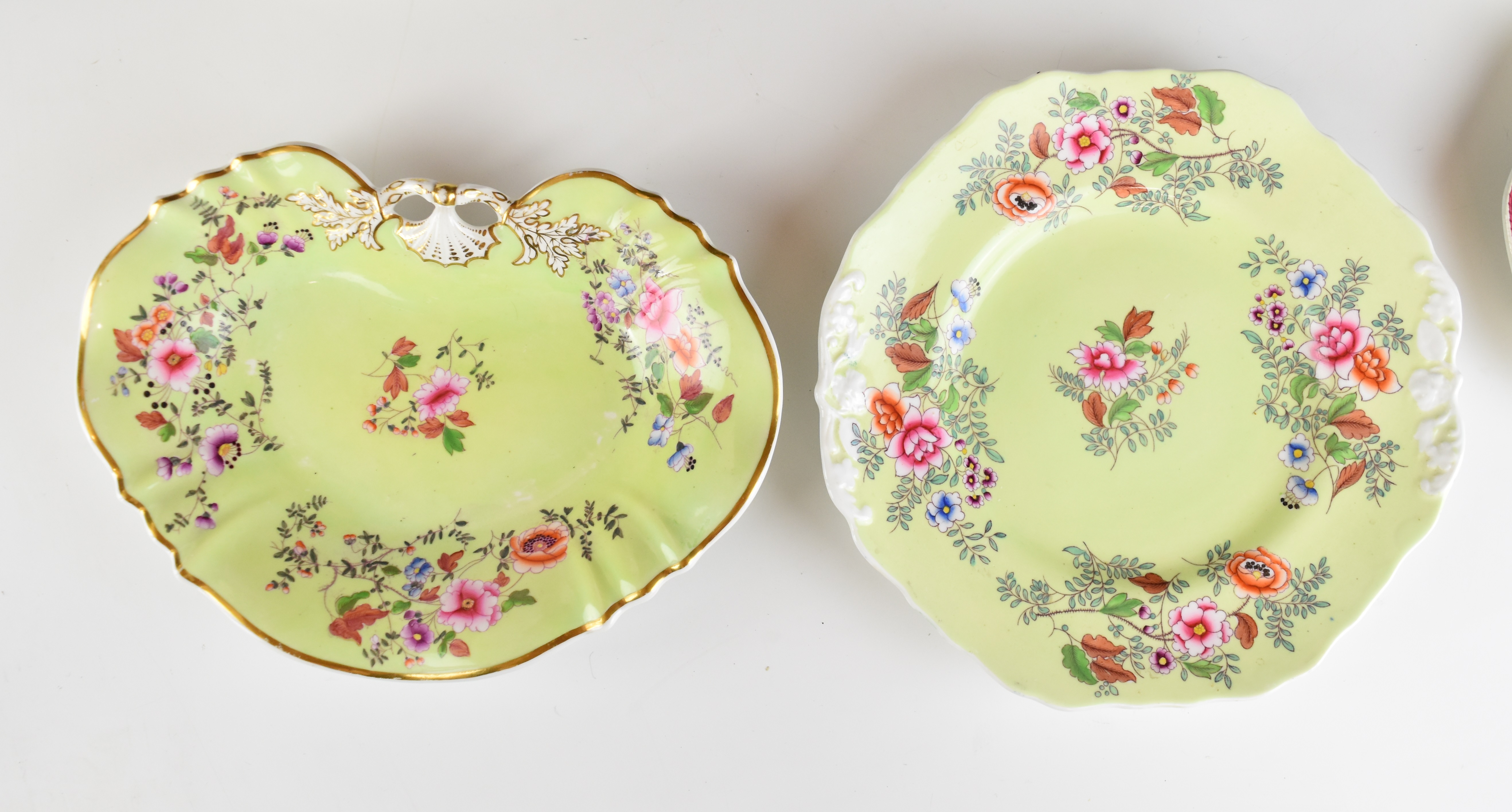 19thC cabinet plates and dishes including Copeland and Garrett, Yates, Flight Barr and Barr plates - Image 2 of 11