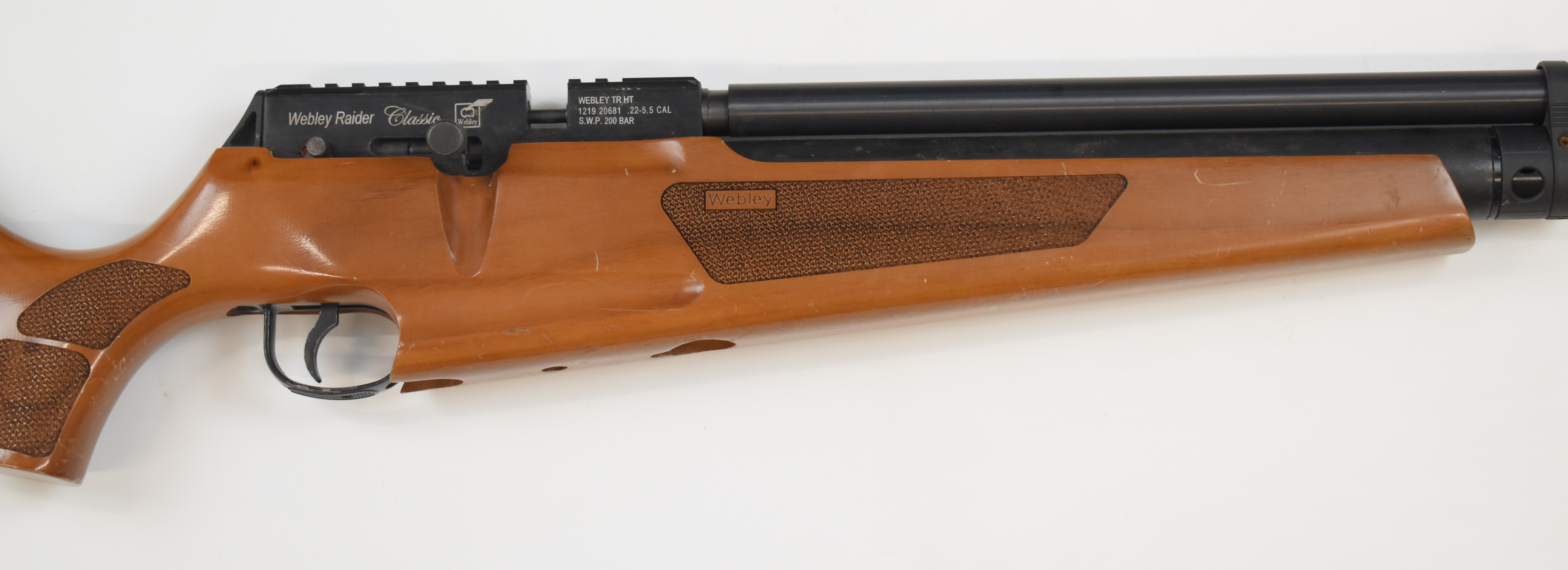 Webley Raider Classic .22 PCP air rifle with textured semi-pistol grip and forend, raised cheek - Image 4 of 10