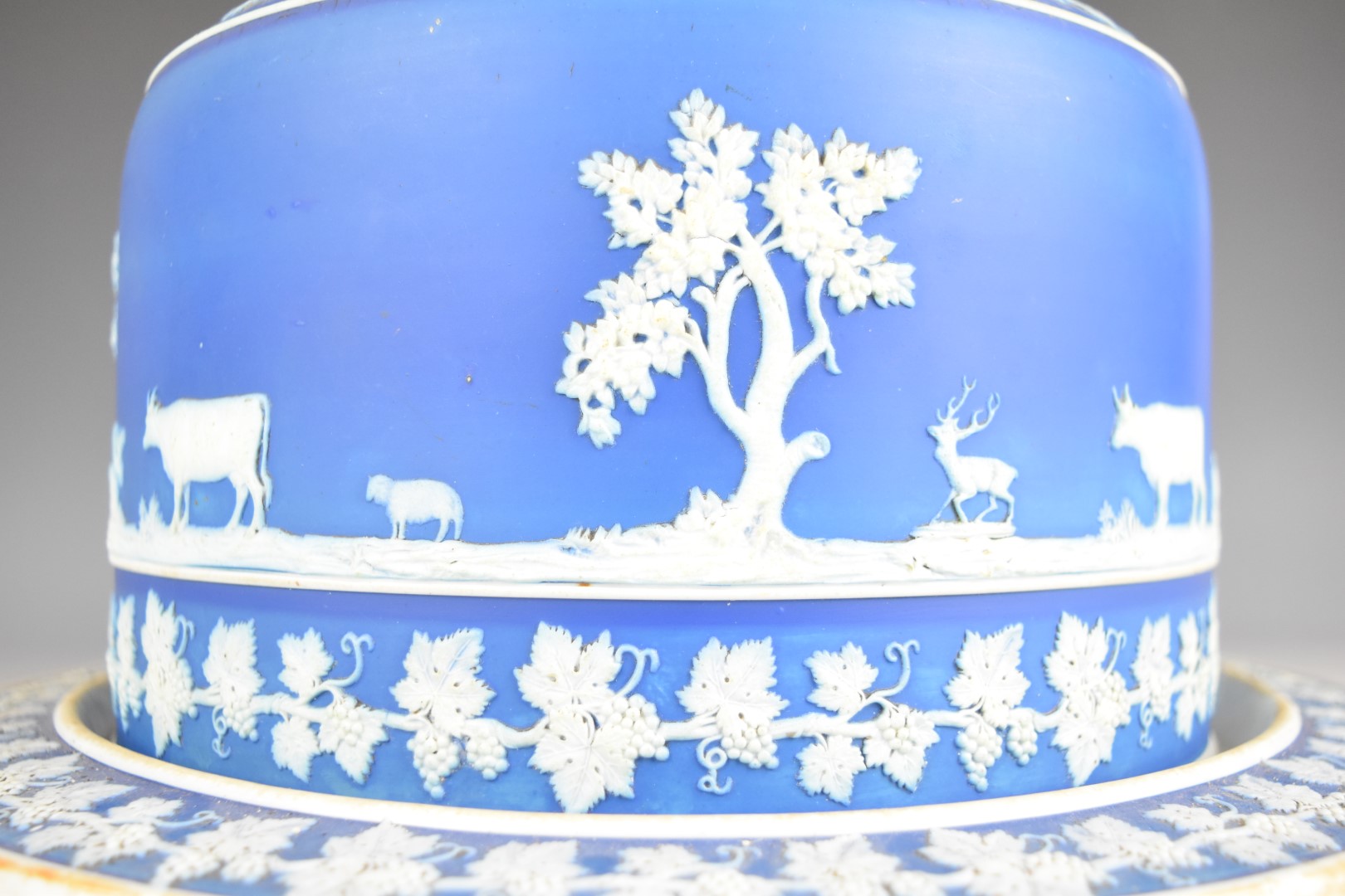 Wedgwood Jasperware large cheese dome and underplate with pastoral decoration of farm animals in - Image 2 of 6